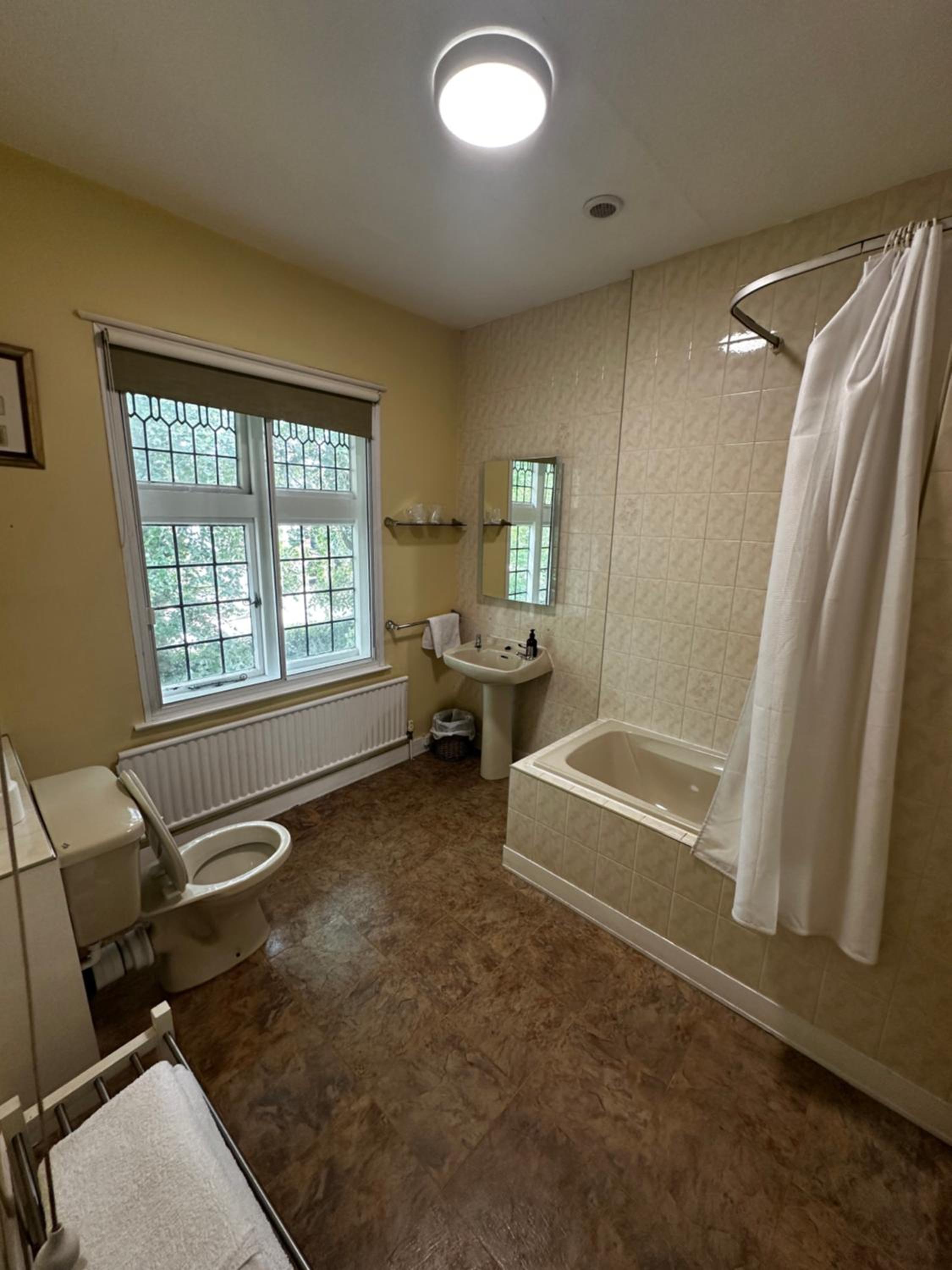 Small Twin Room photo 1