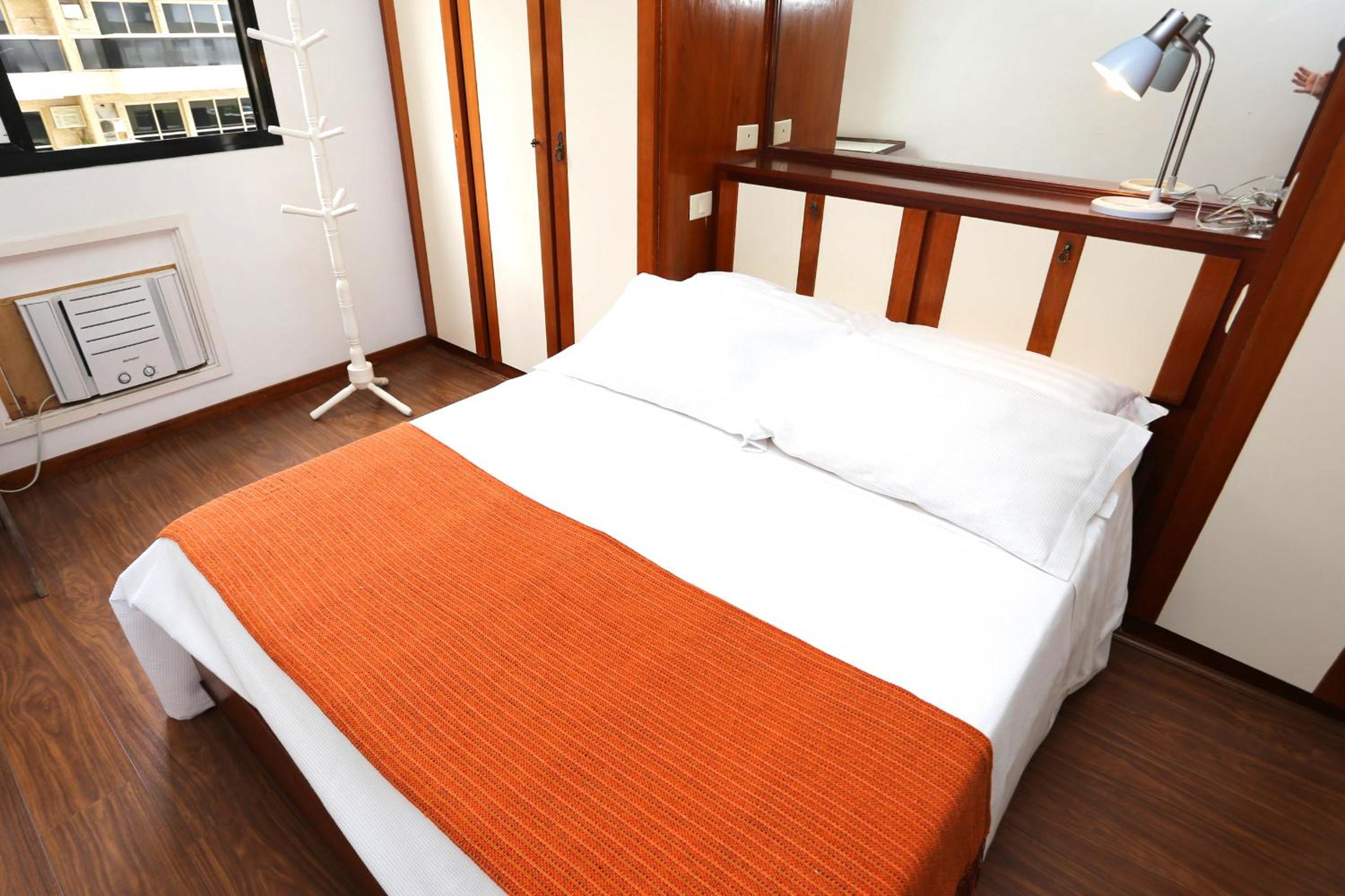 2-Bedroom Apartment with Sea View