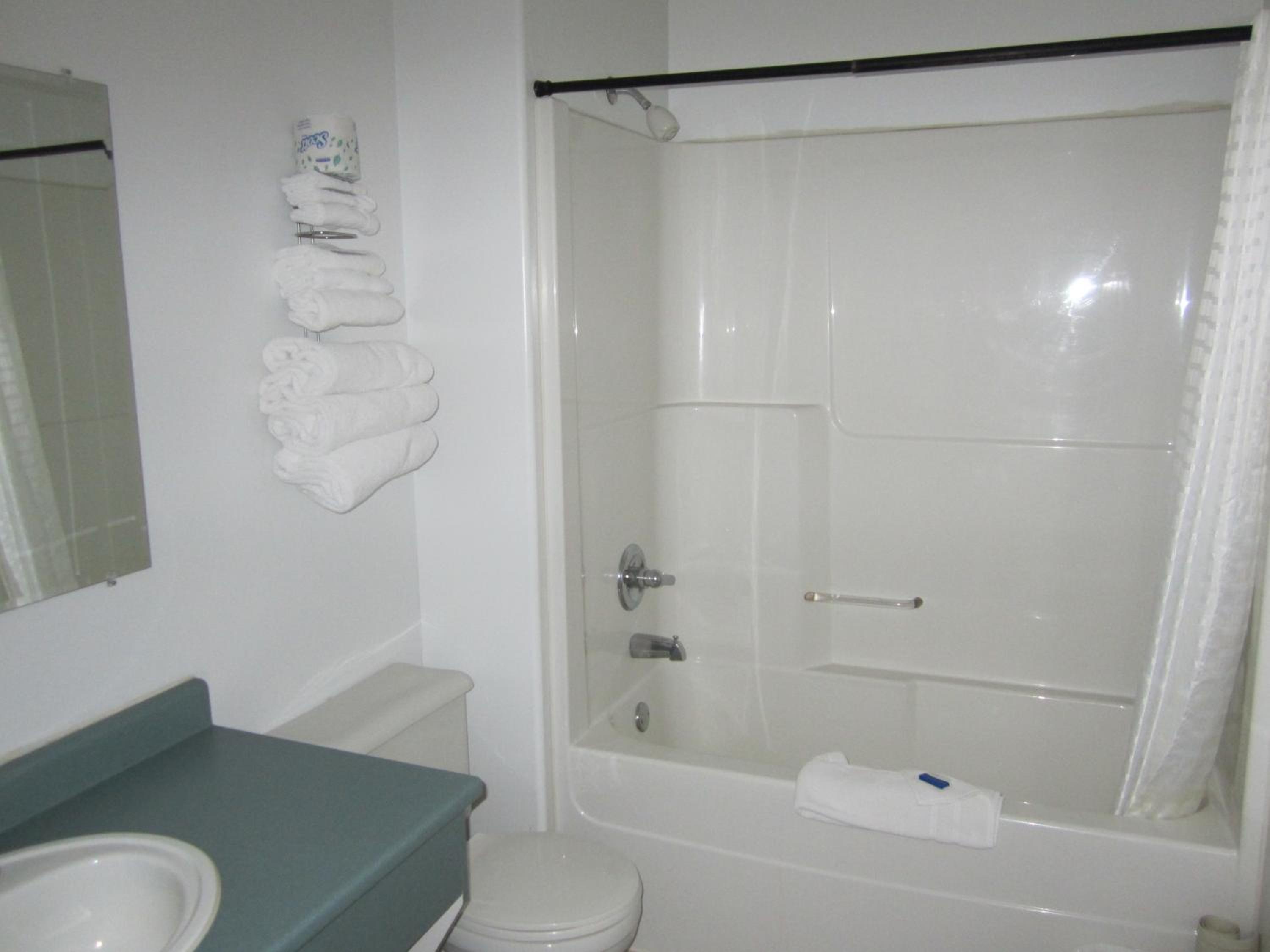 Queen Room photo 3