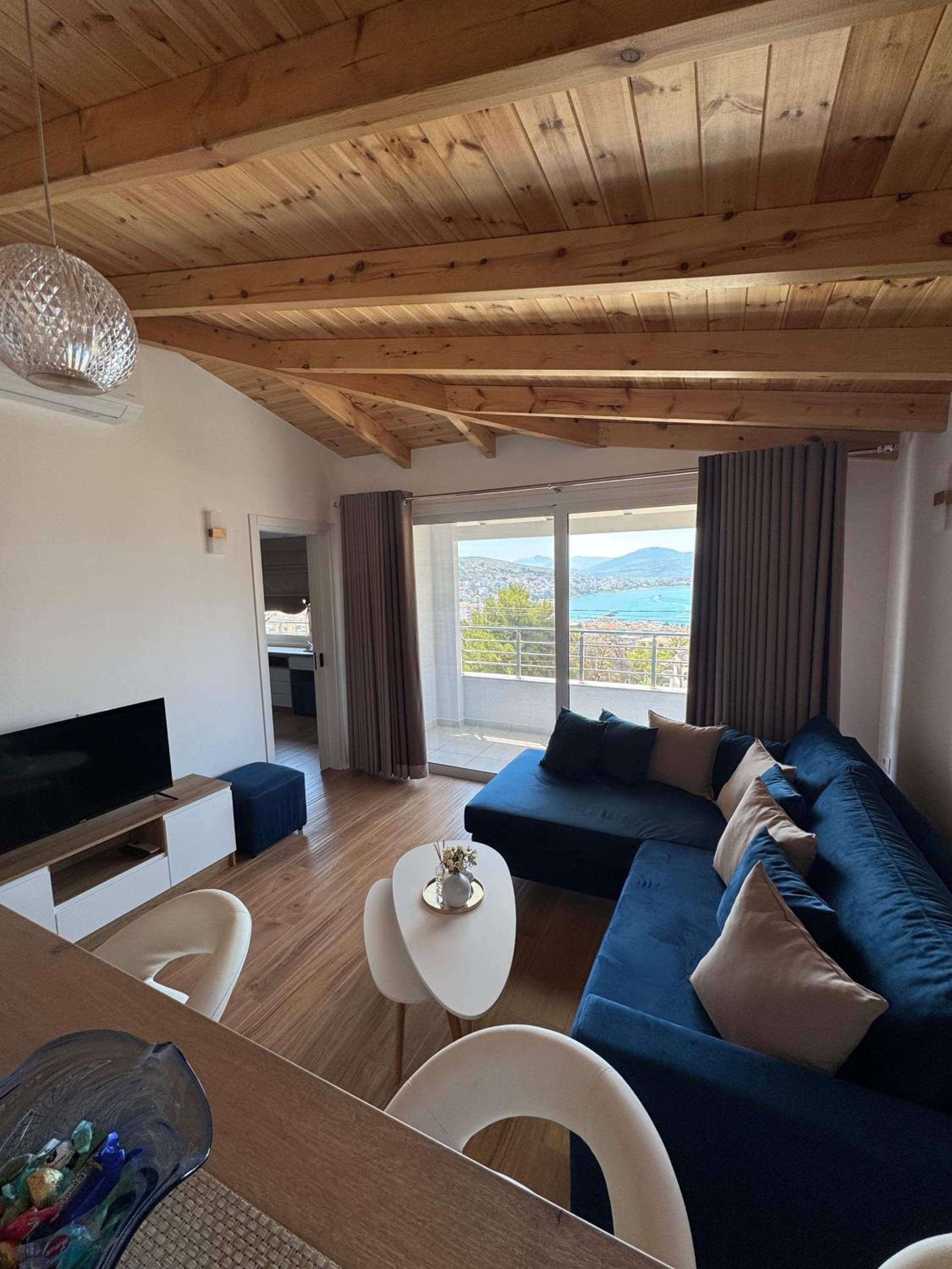 Apartment with Sea View