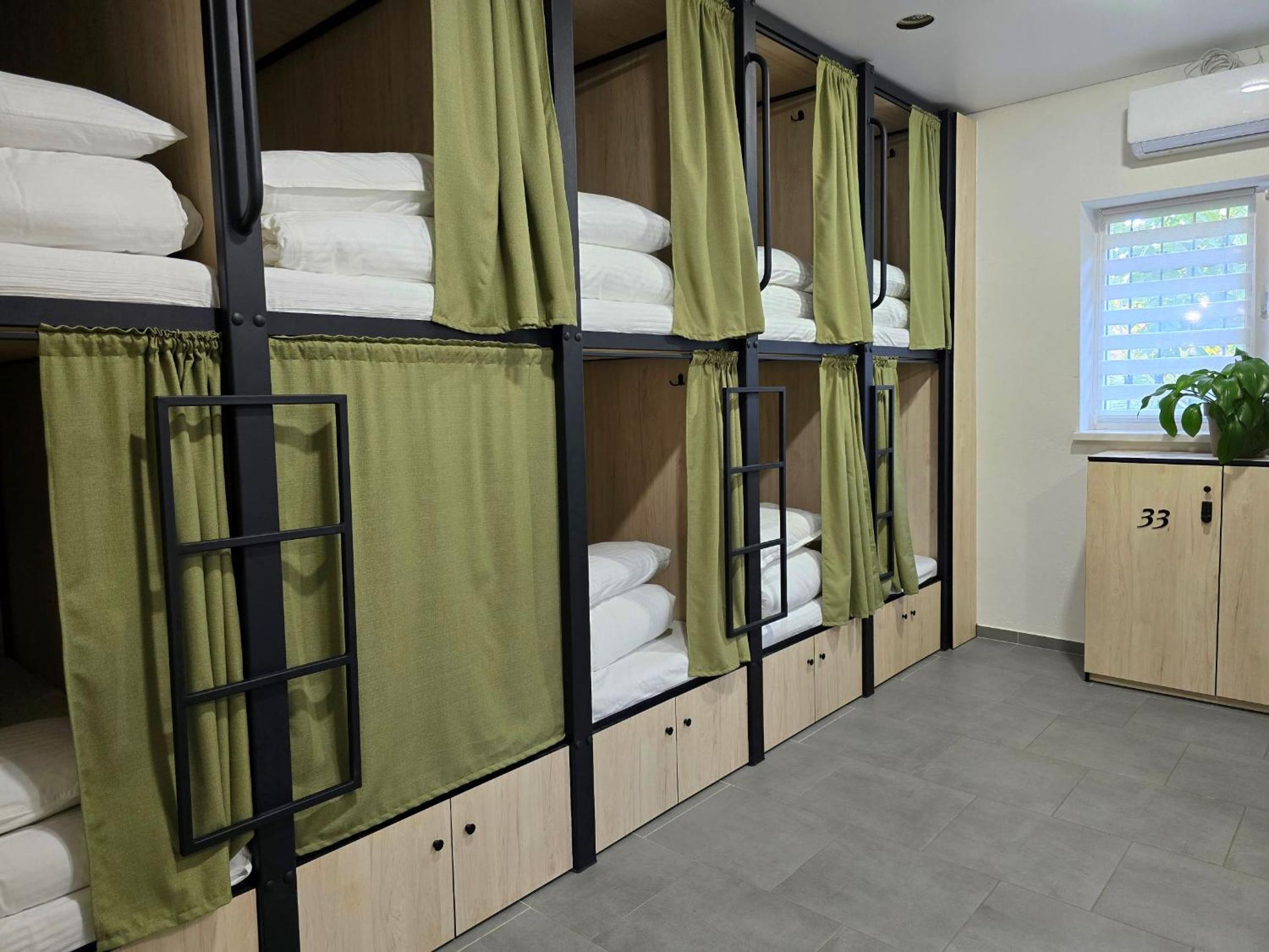 Single Bed in Mixed Dormitory Room photo 1