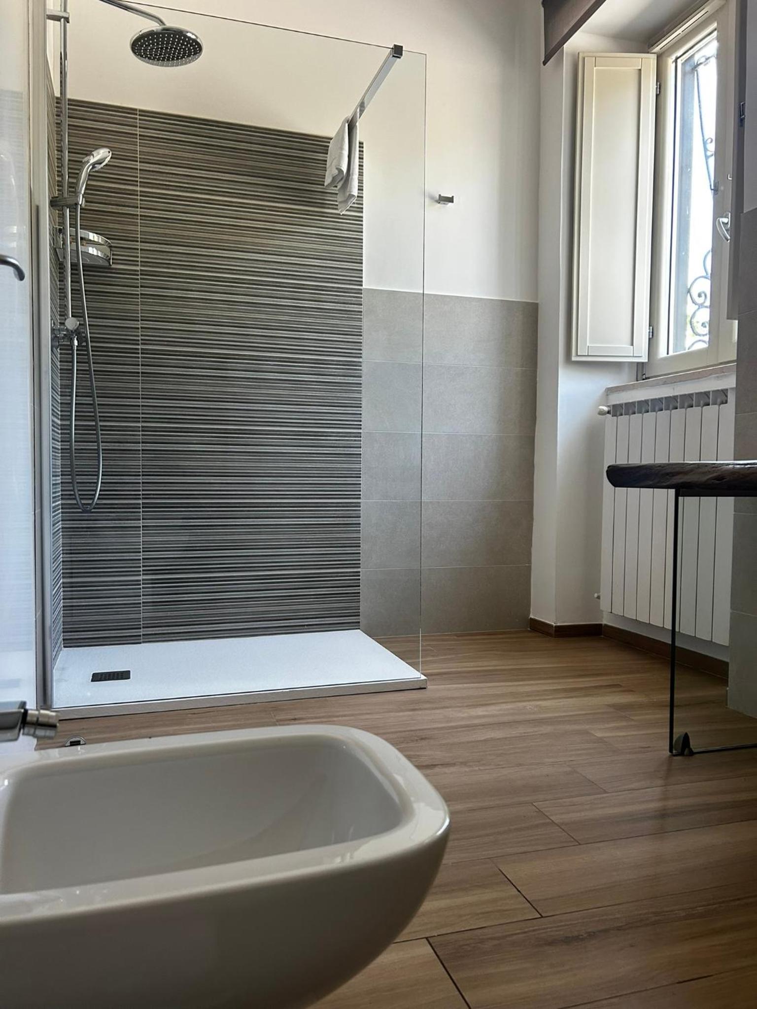 Queen Suite with Spa Bath