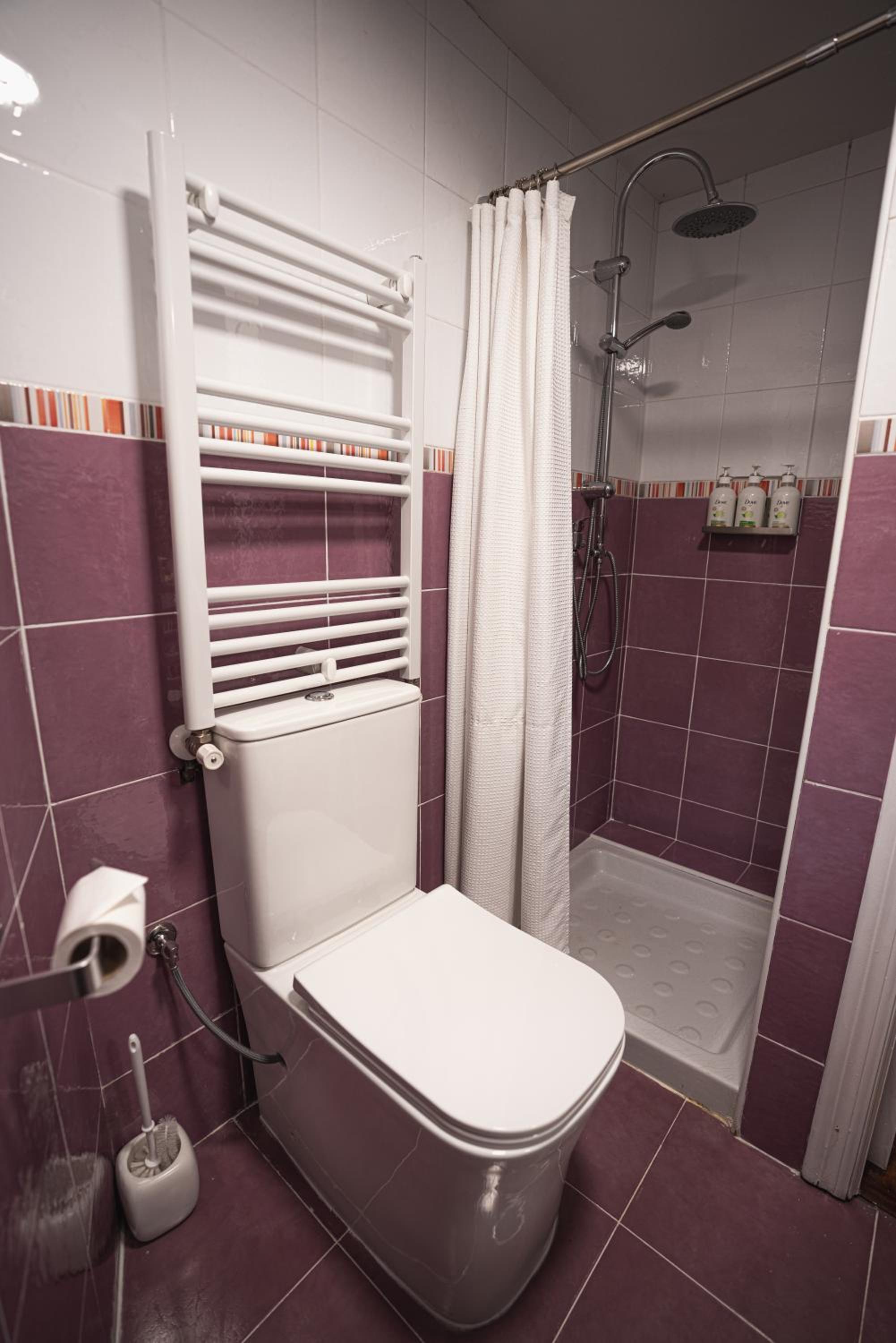 Small Double or Twin Room photo 3