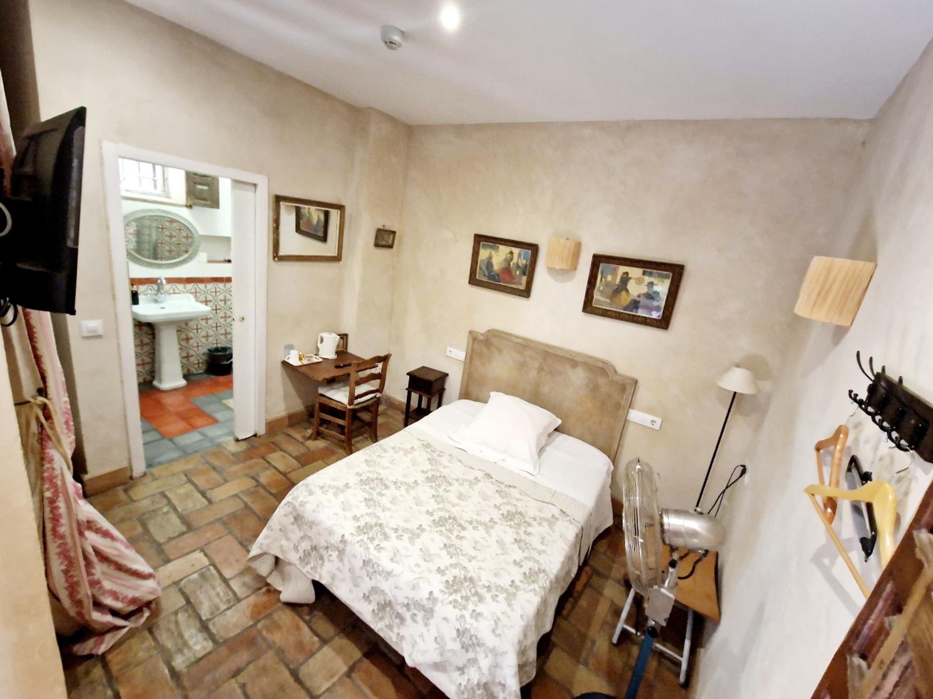 Single Room
