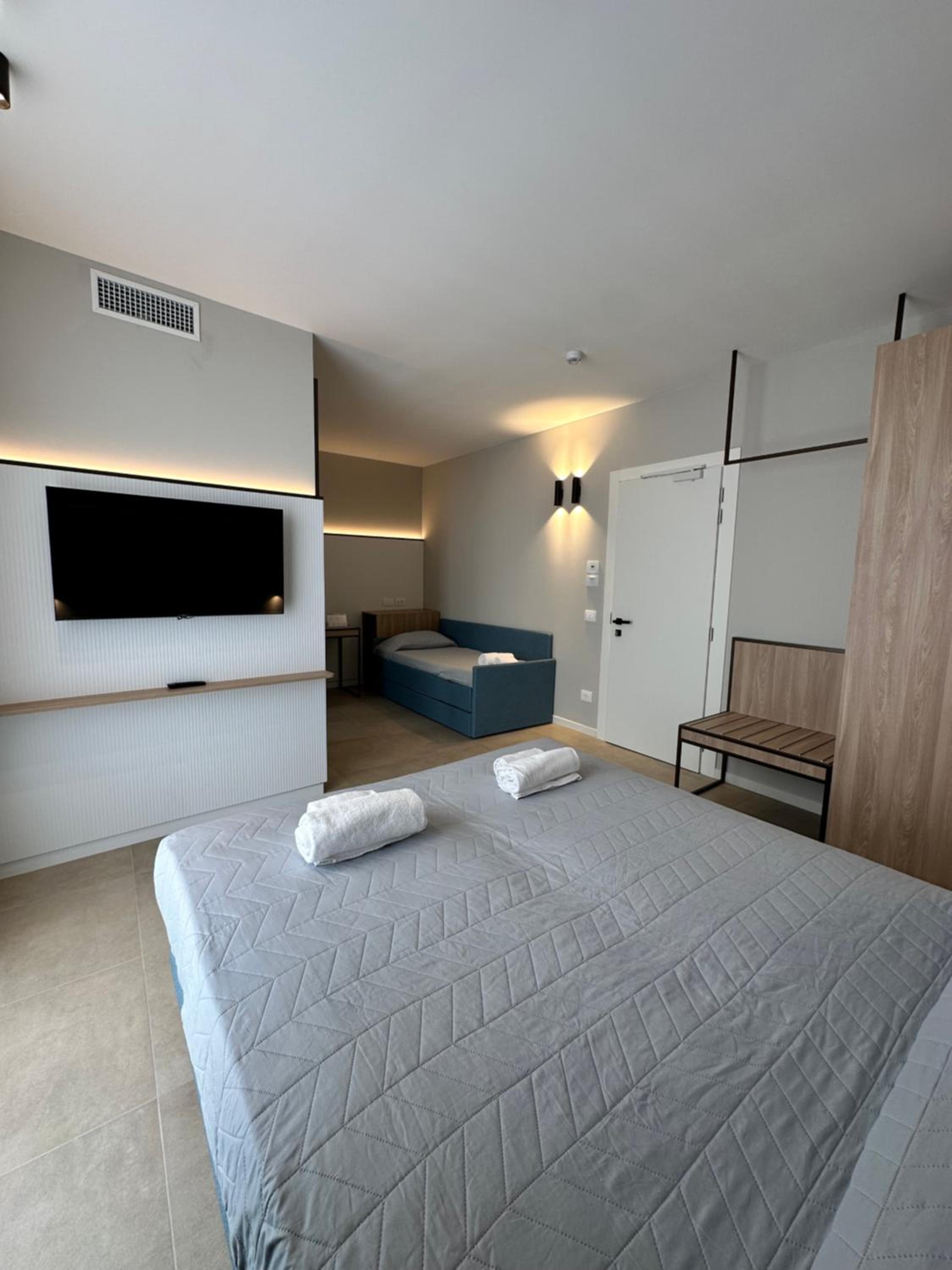Premium Quadruple Room