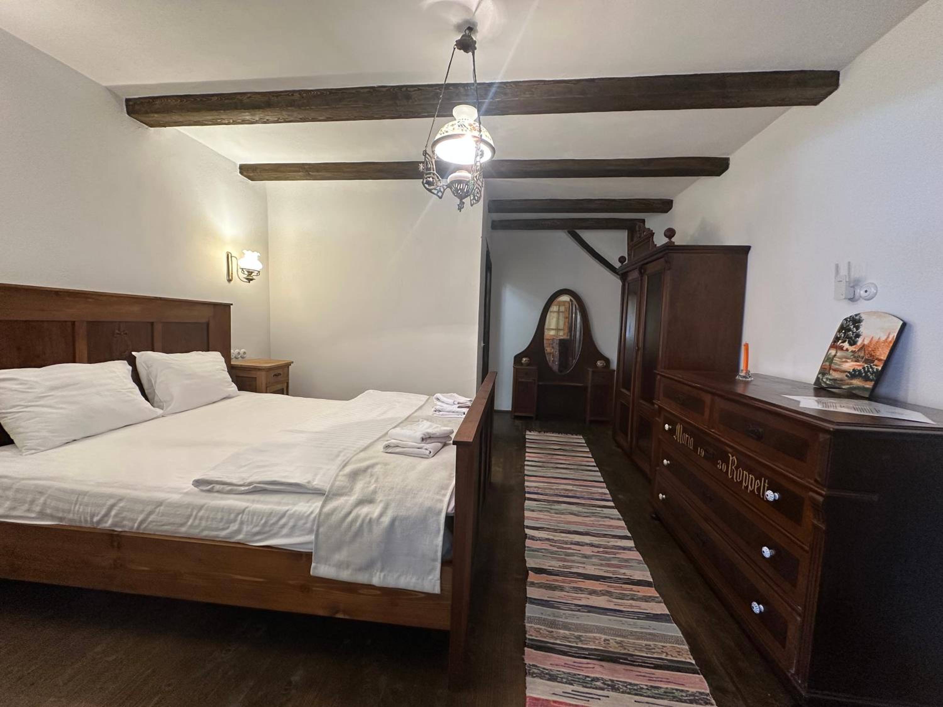 Double Room with Private Bathroom photo 2