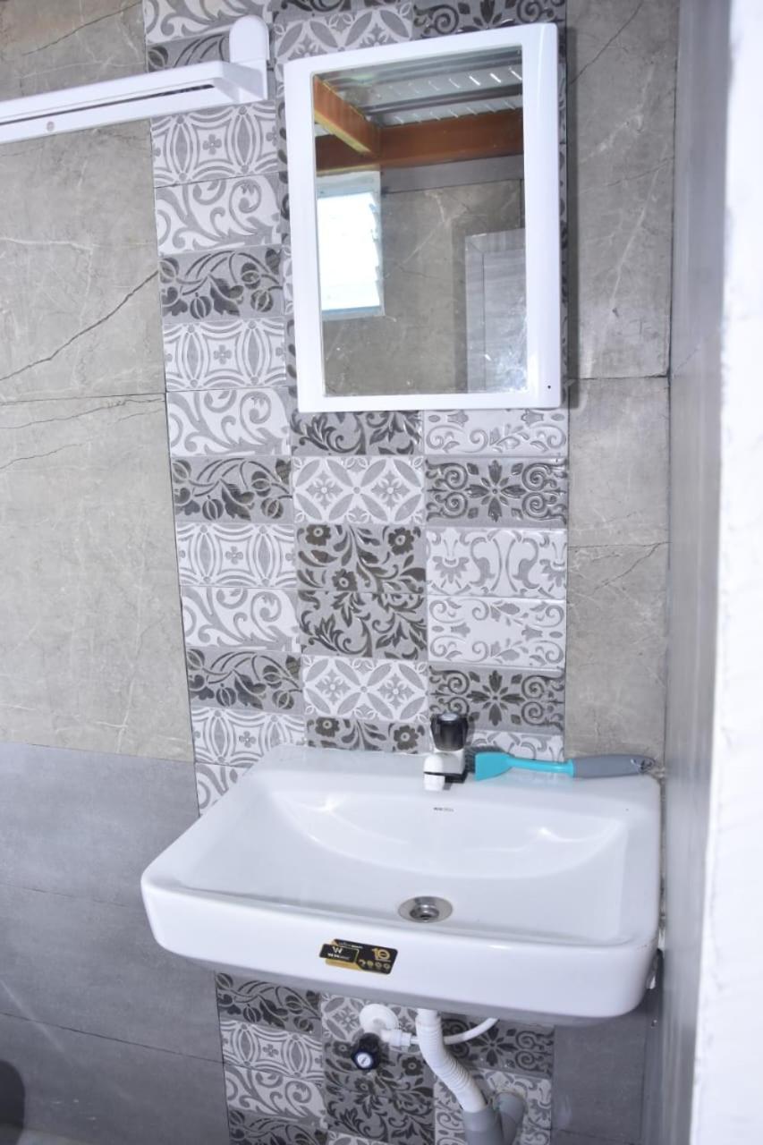 Triple Room with Private Bathroom photo 1