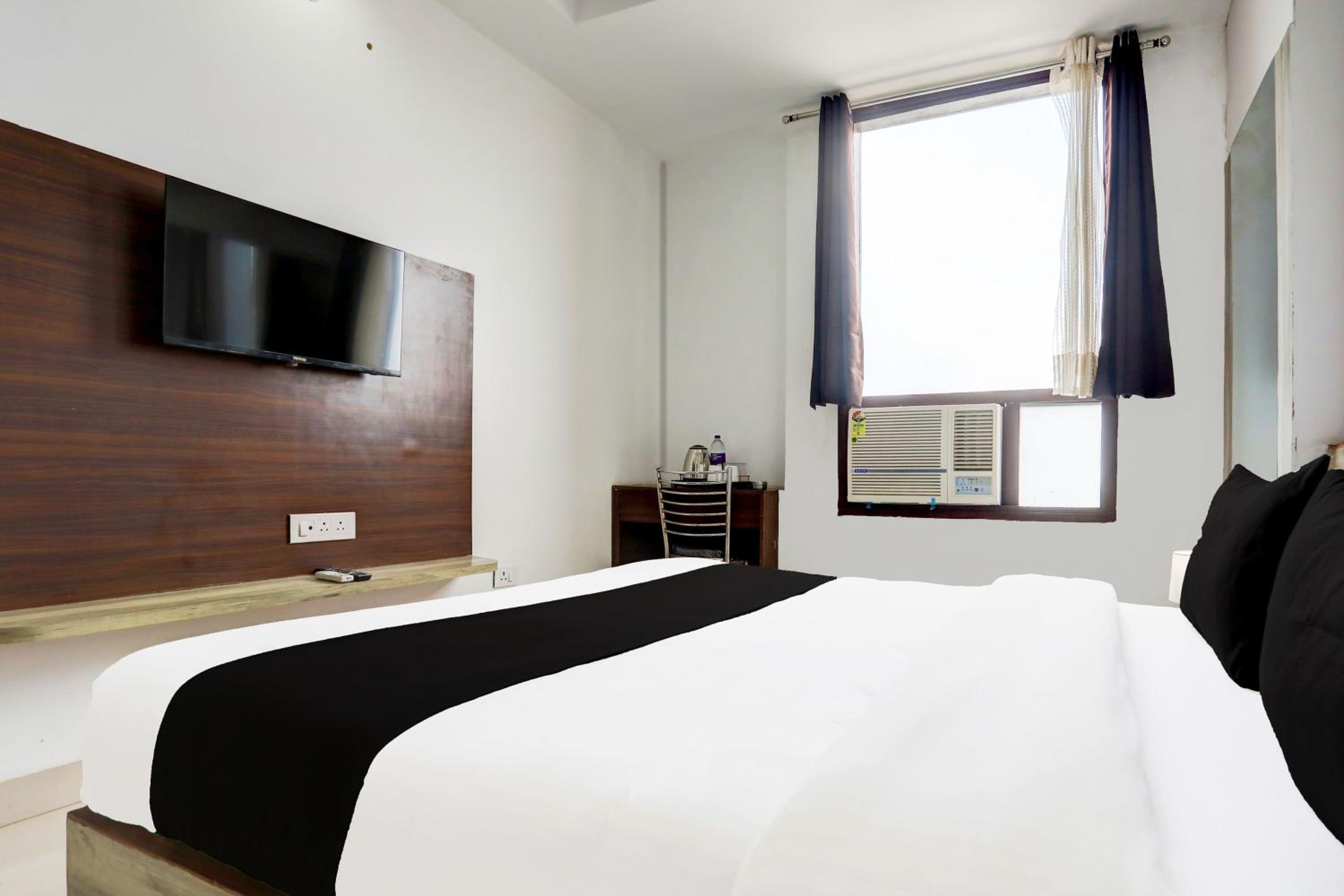 Triple Room with Bathroom