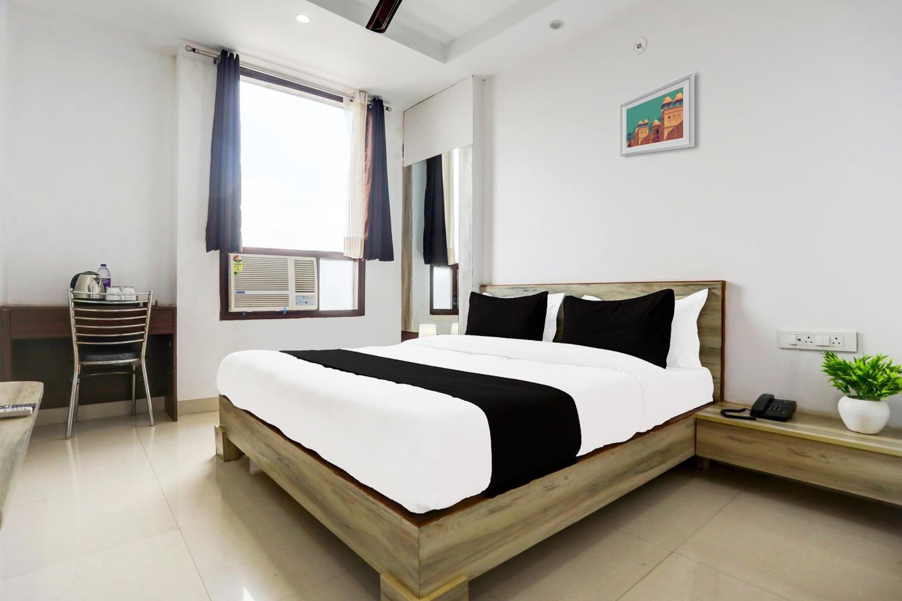 Triple Room with Bathroom photo 2