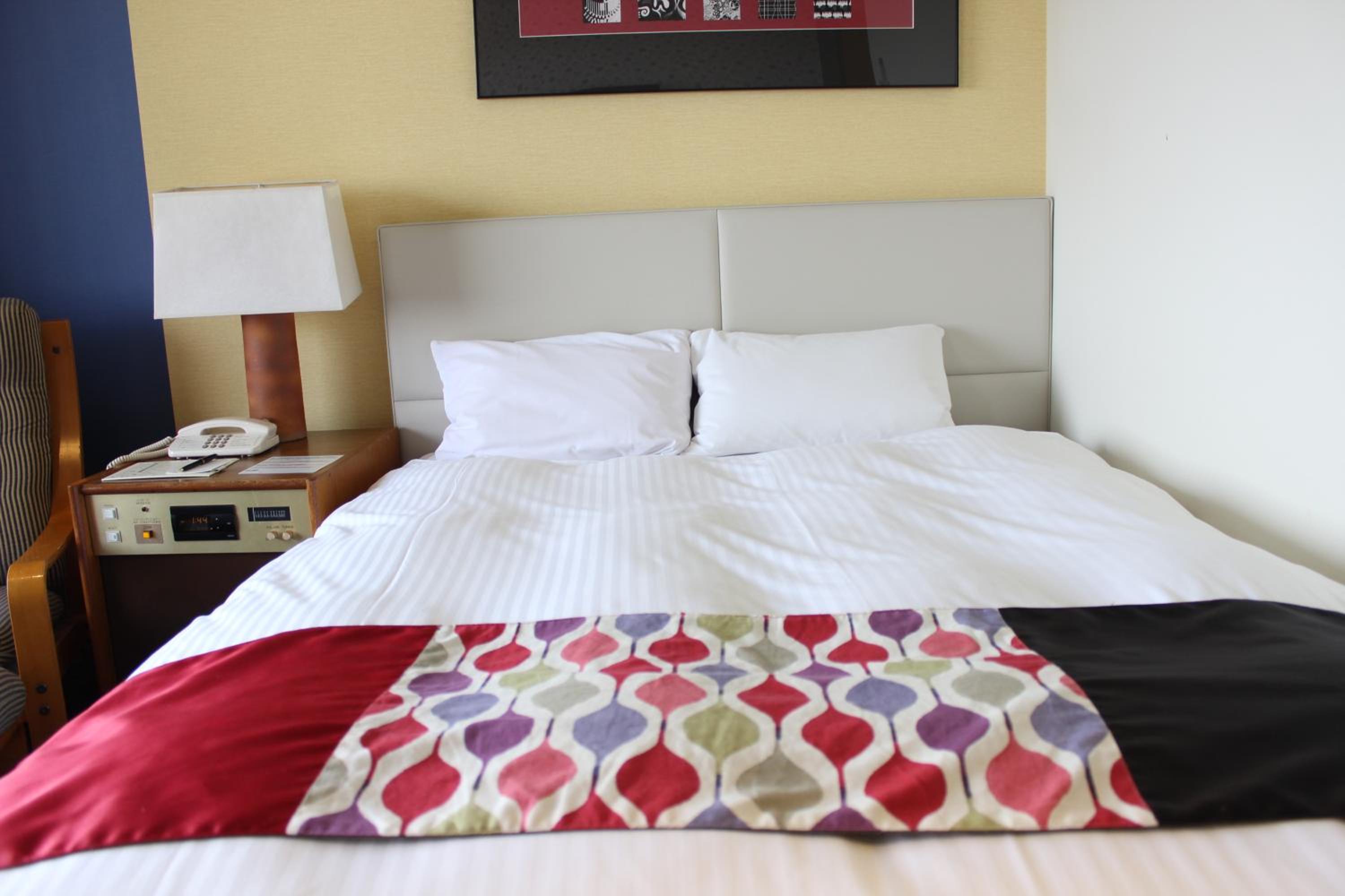 Standard Small Double Room - Main Building - Non-Smoking - Photo 11