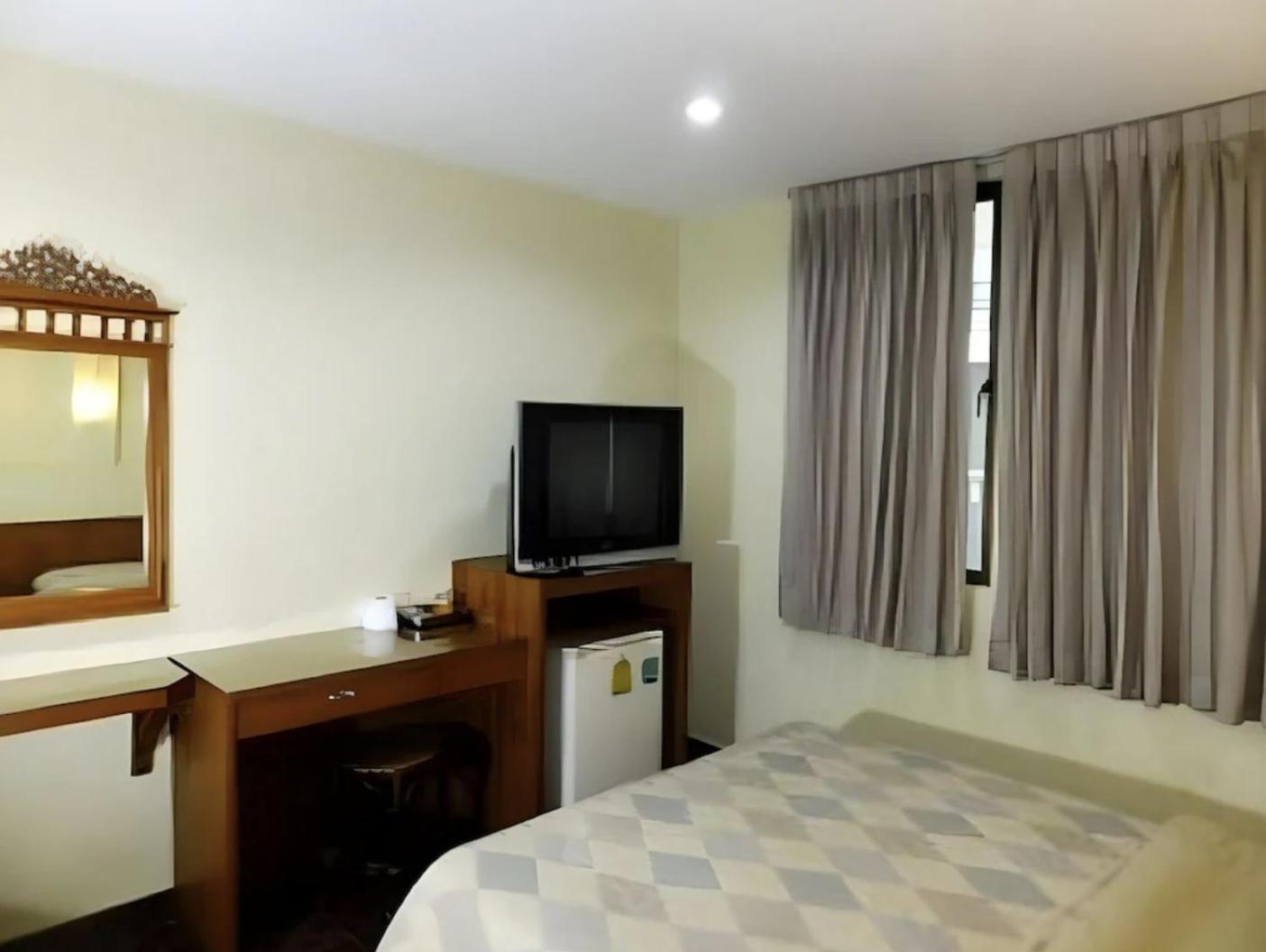 Deluxe Double Room photo 2