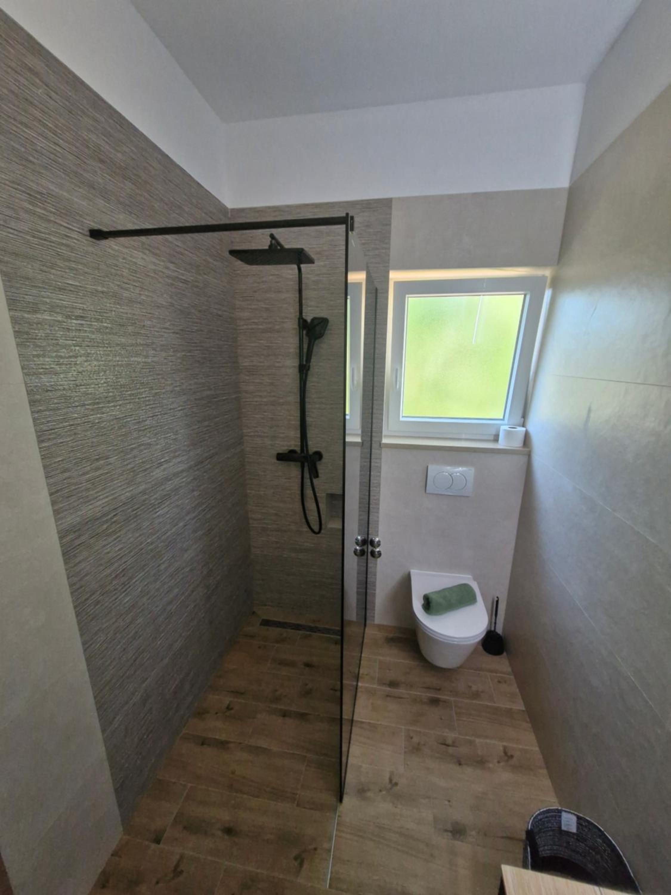 Deluxe Double Room with Shower photo 1