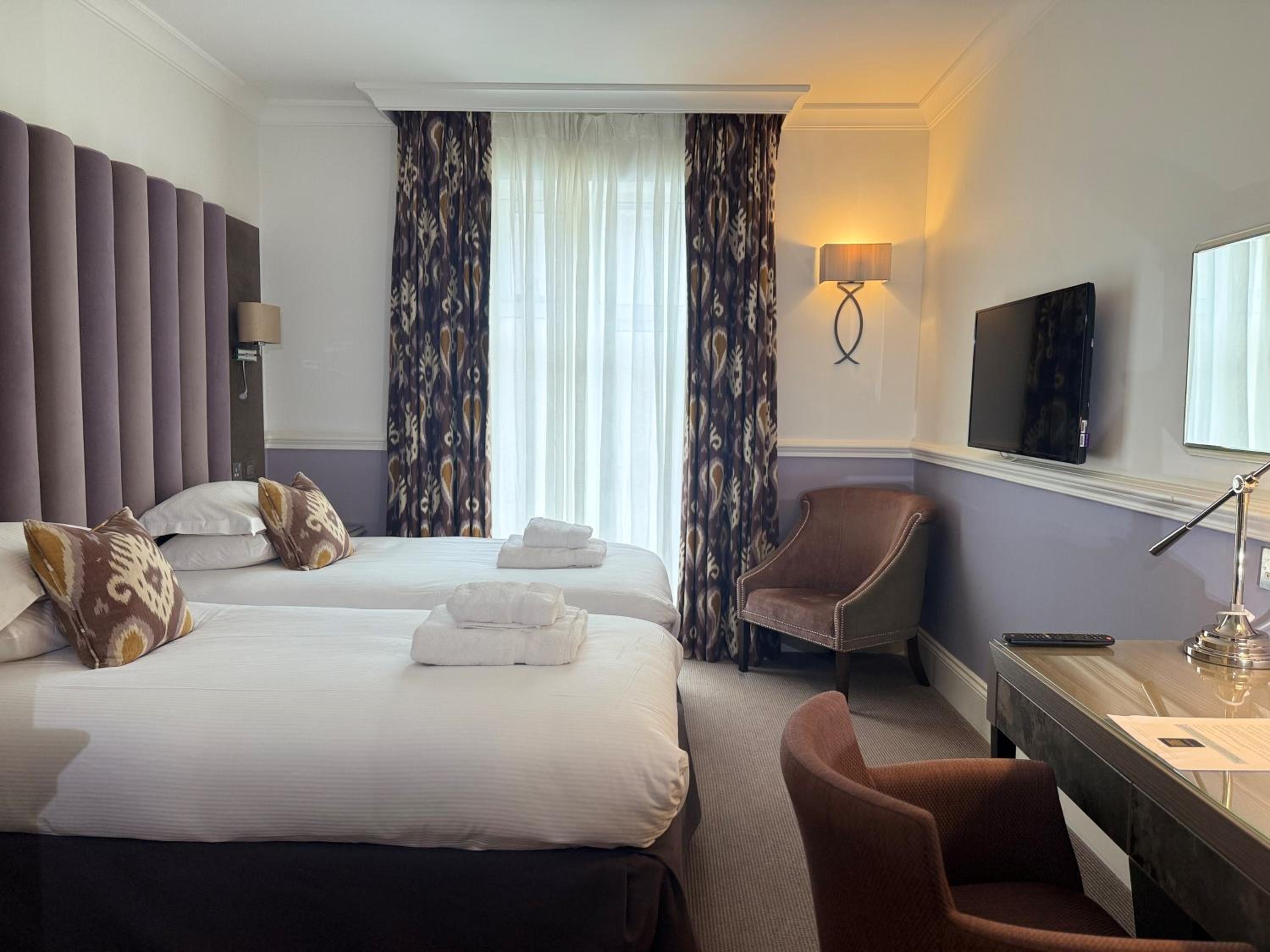 Deluxe Twin Room photo 1
