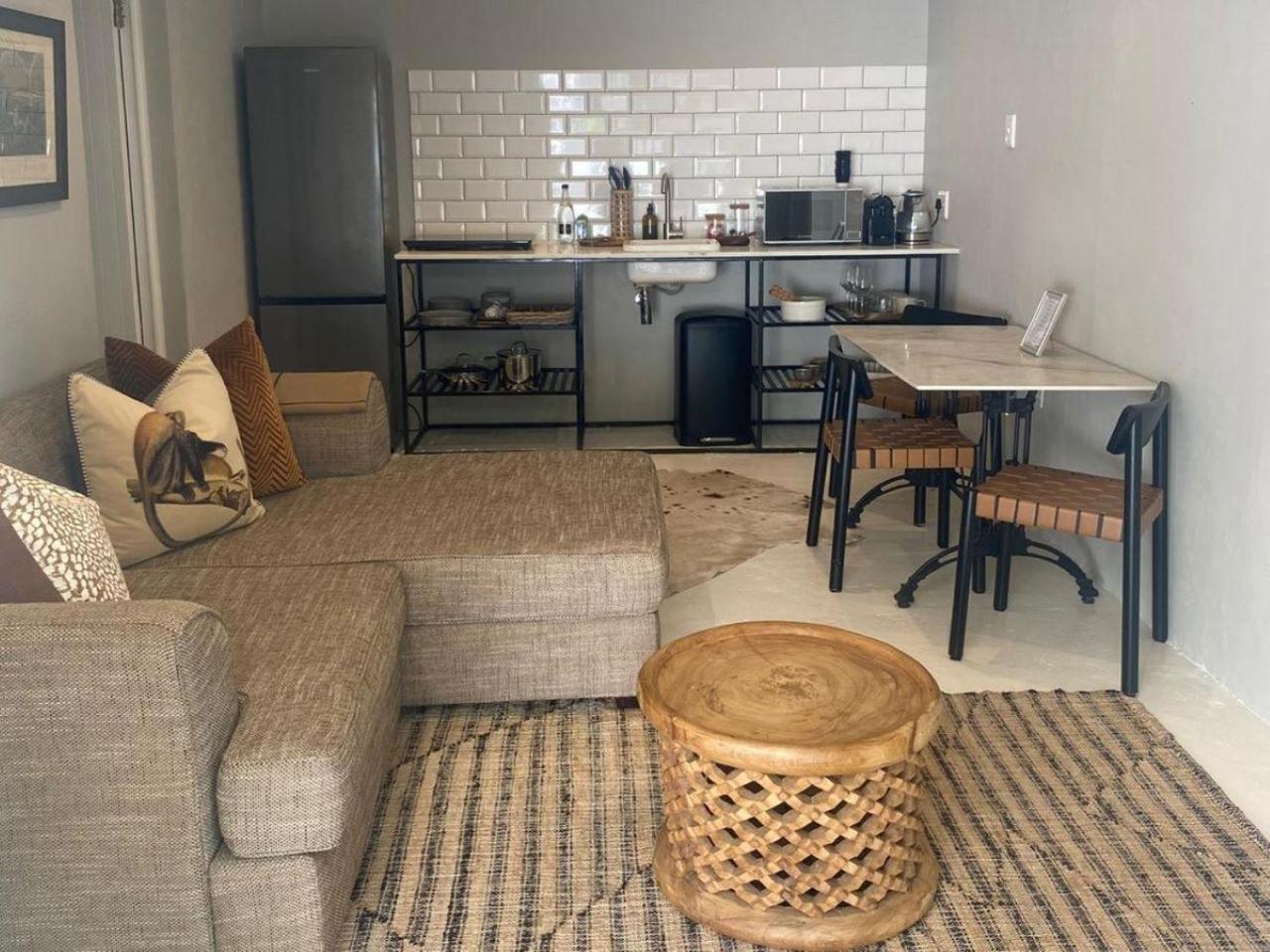 Luxury Apartment photo 2