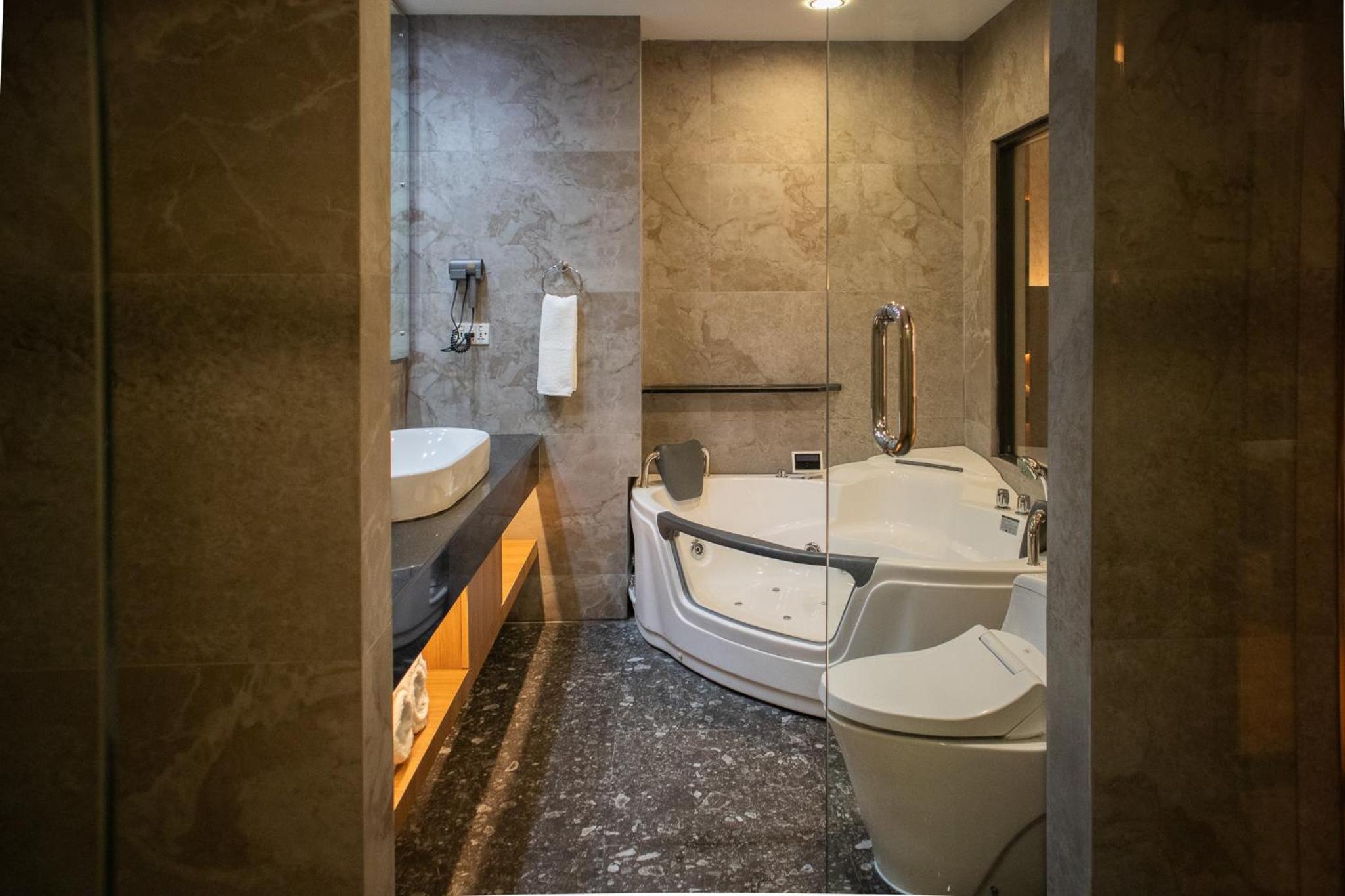 Presidential Suite photo 3