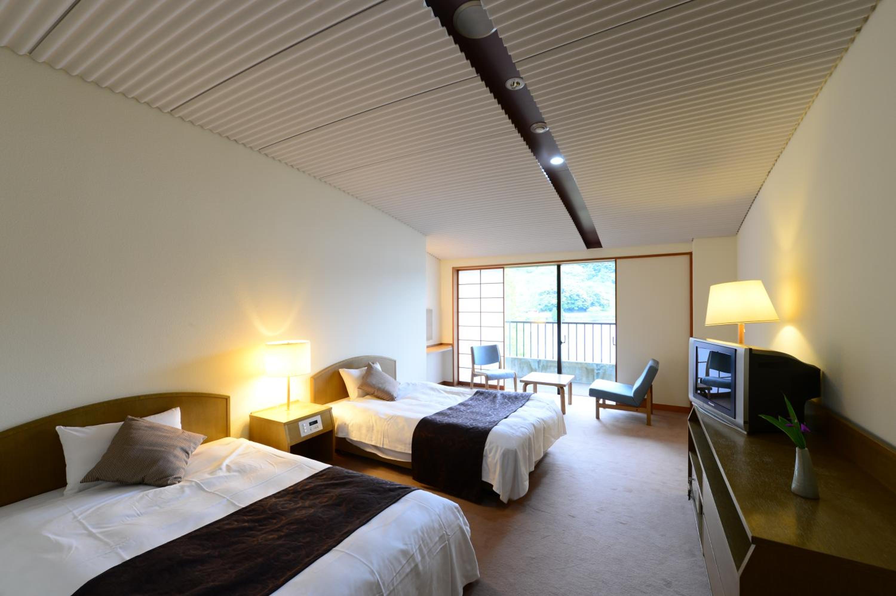 Twin Room with Private Bathroom