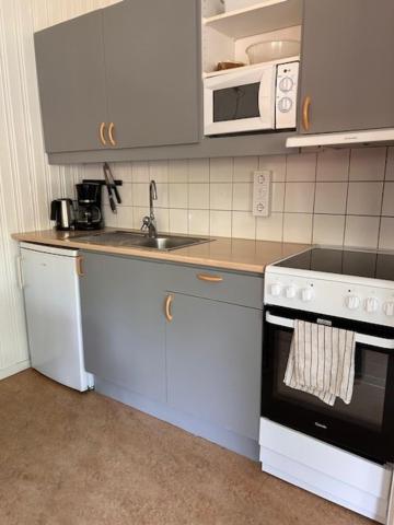 Two-Bedroom House photo 3