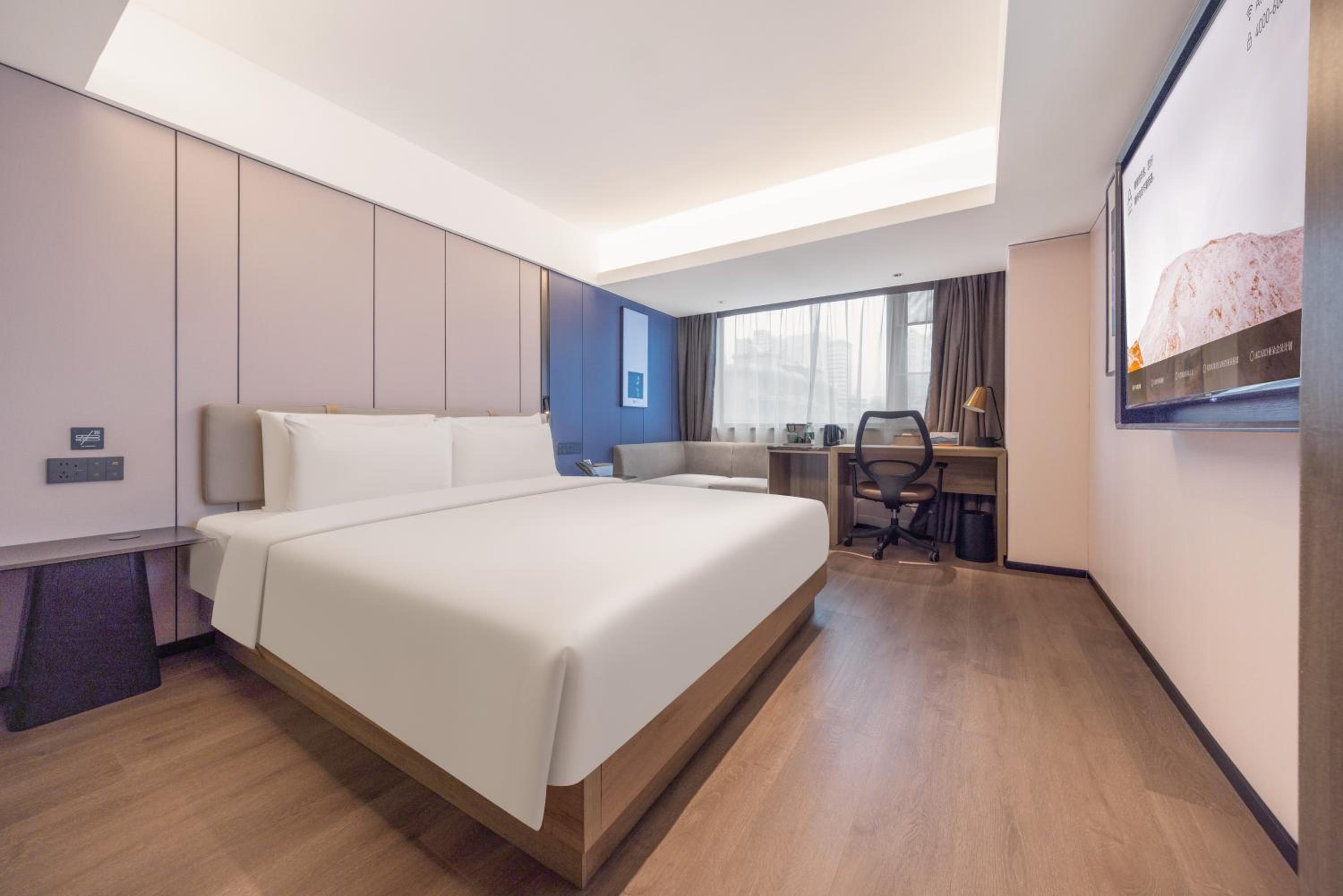 Elegant Double Room photo 1