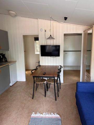 Two-Bedroom House photo 3