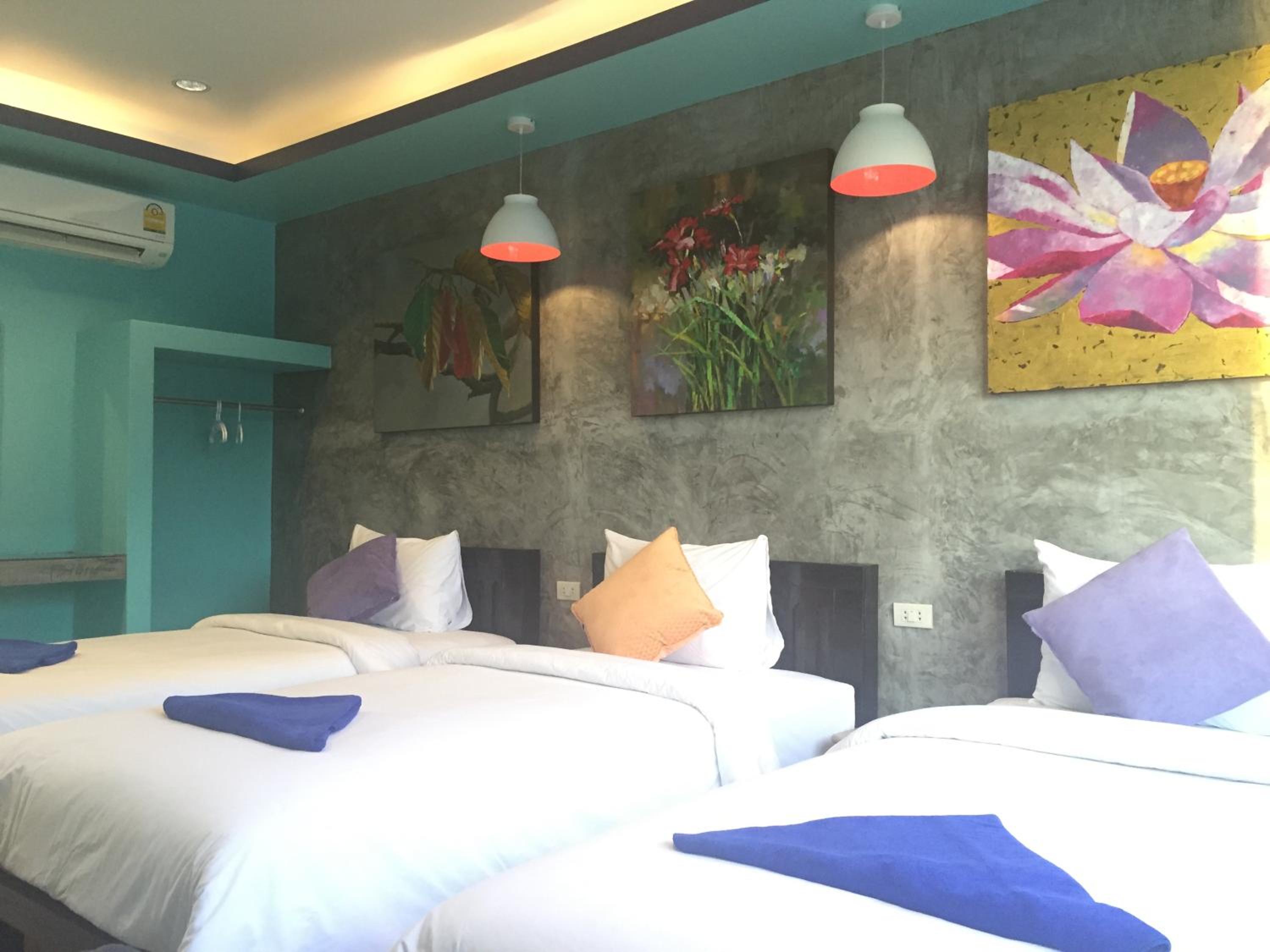 Comfort Triple Room with Shower photo 3