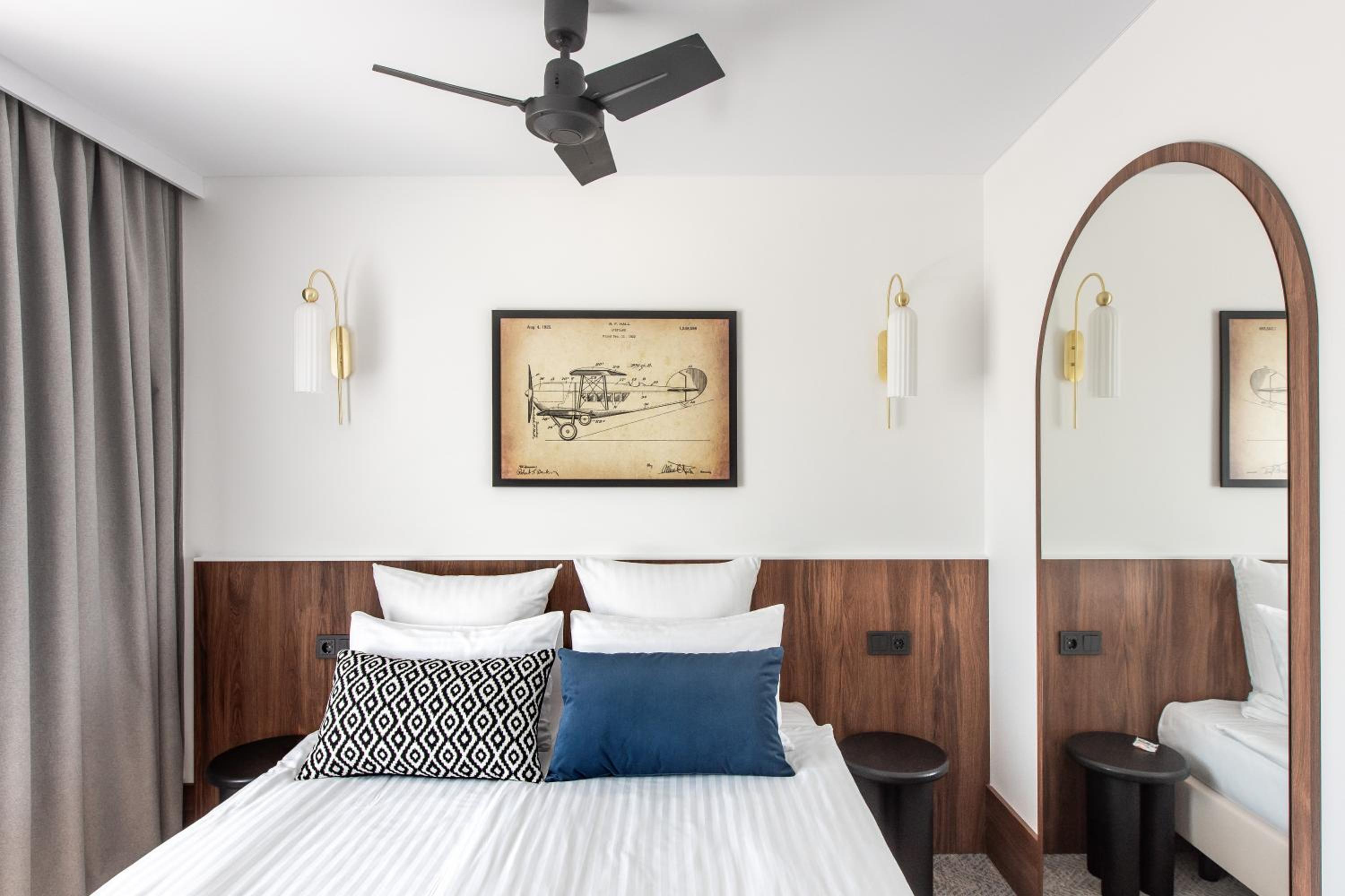 Business Double Room - Photo 4