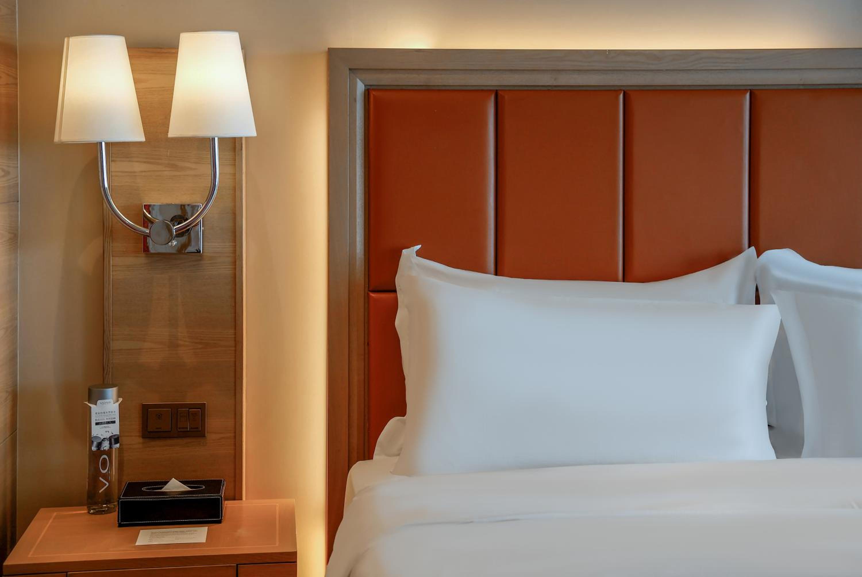 Family Twin Room Including Buffet Breakfast, Utopia Access,  Full Day Snacks and Drinks and RMB1500 net Dining Credit  - Photo 1