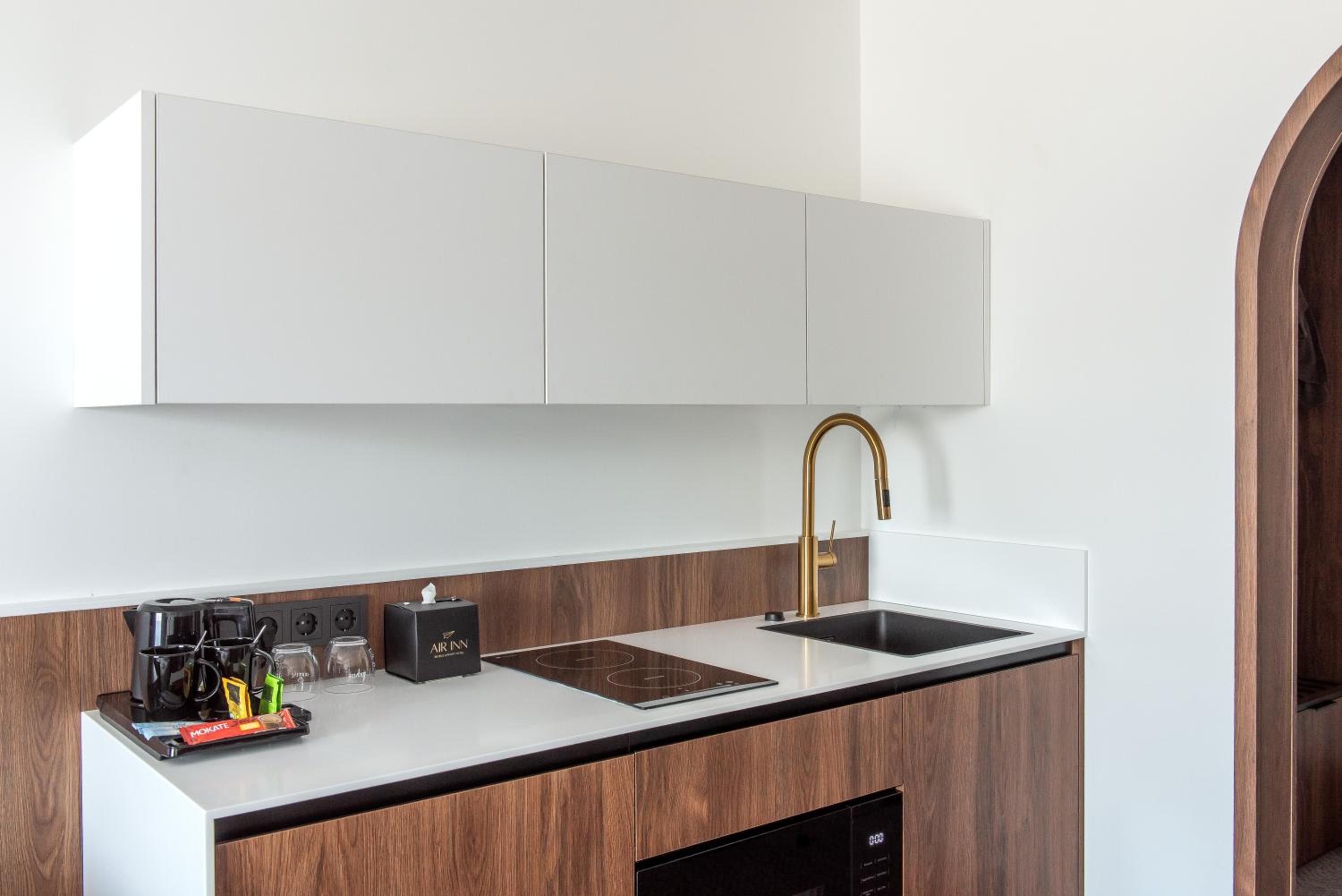 Business Double Room with Kitchenette - Photo 5