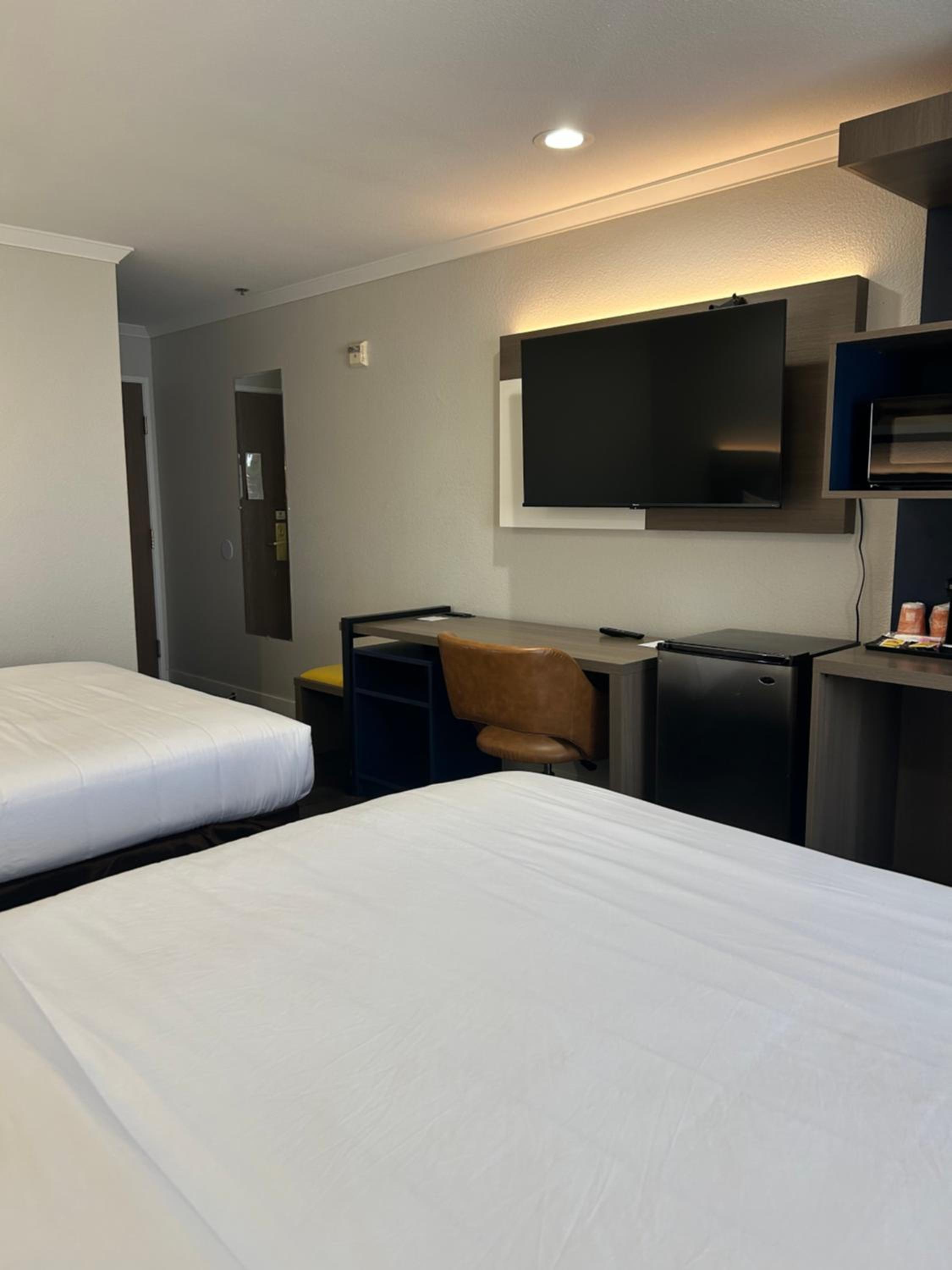 One Room Suite with Two Queen Beds and Sofa bed - Non Smoking
