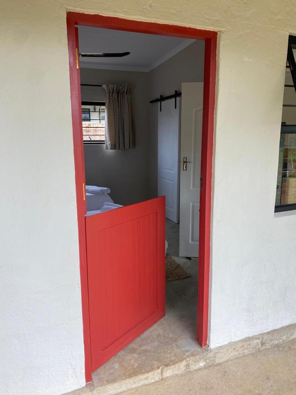 Deluxe Double or Twin Room with Mountain View photo 3