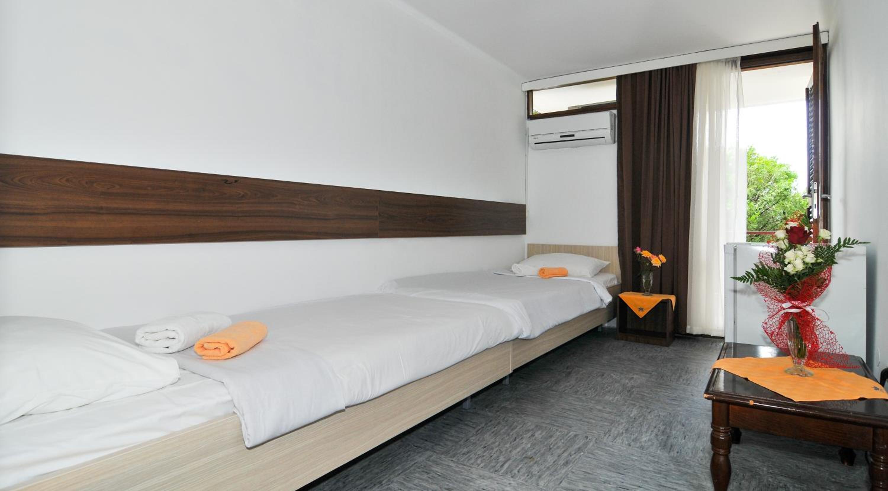 Triple Room with Sea View