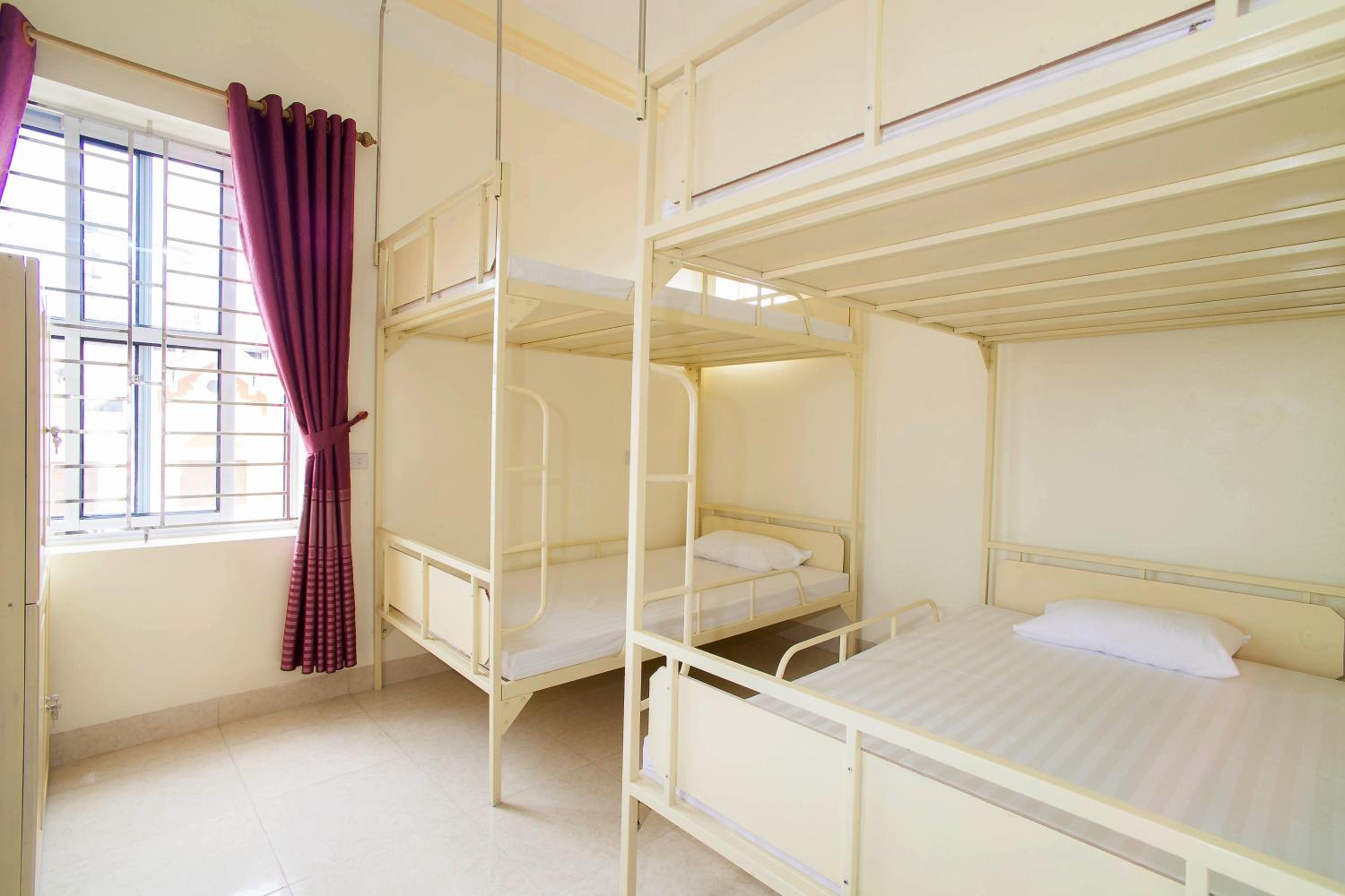 Single Bed In Mixed Dormitory Room photo 2