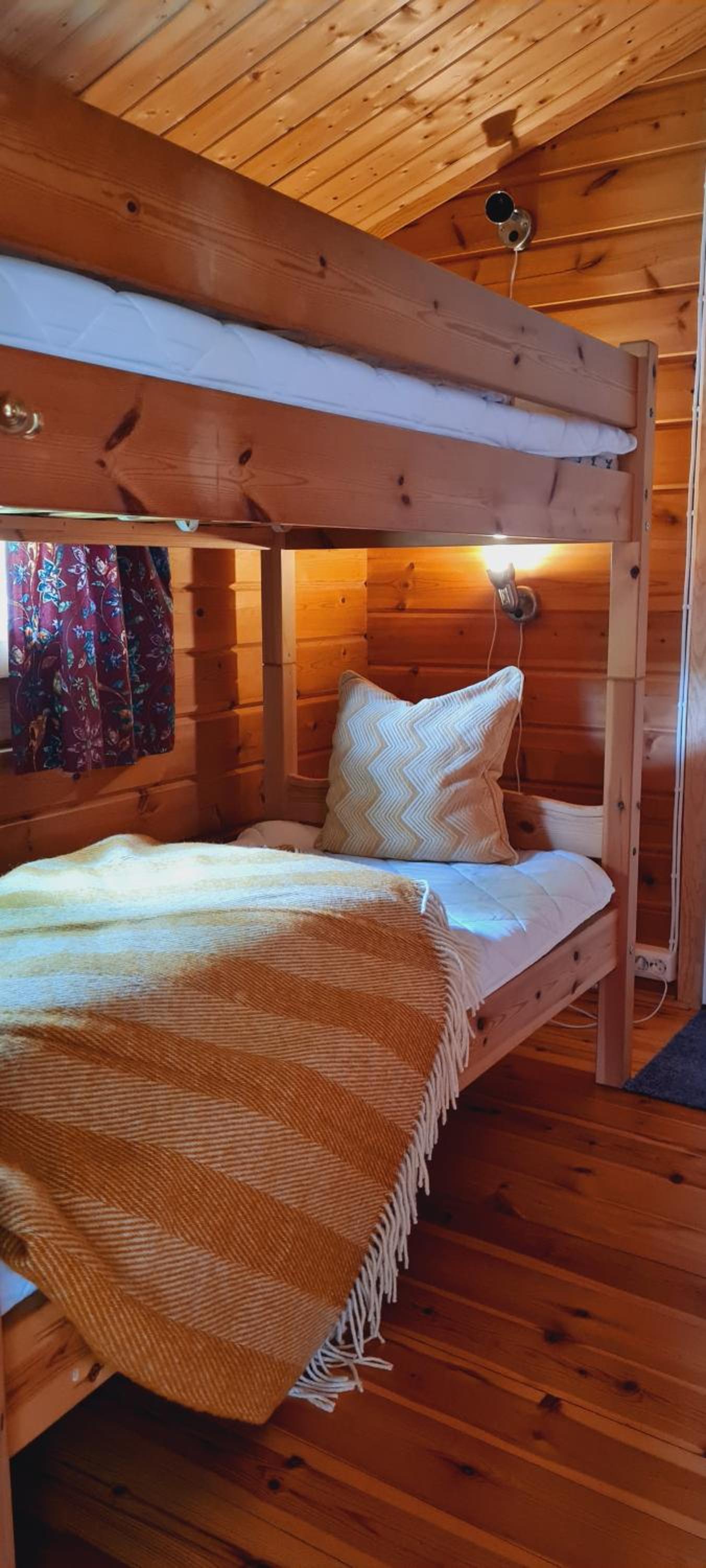 Chalet (5 Adults) - Photo 5