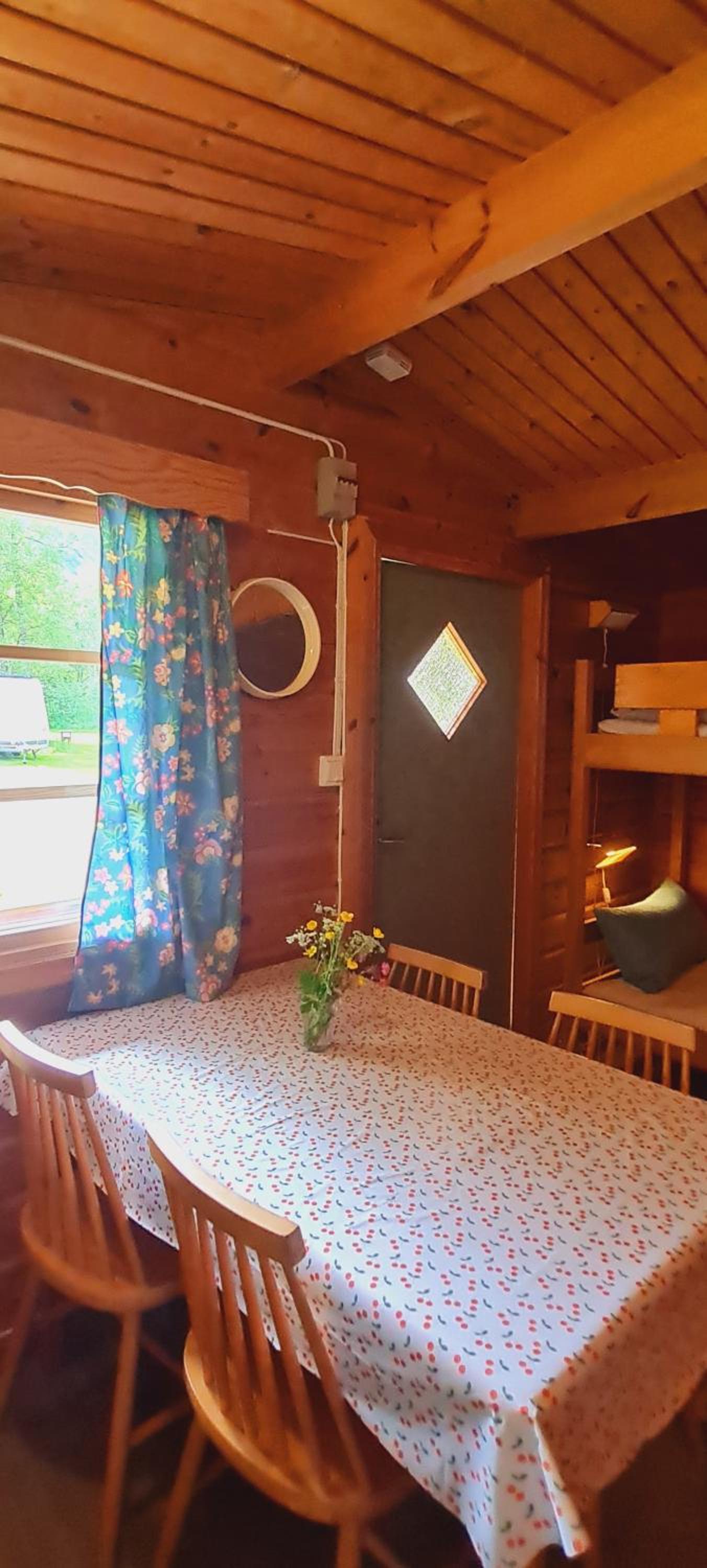 Chalet (4 Adults) - Photo 5