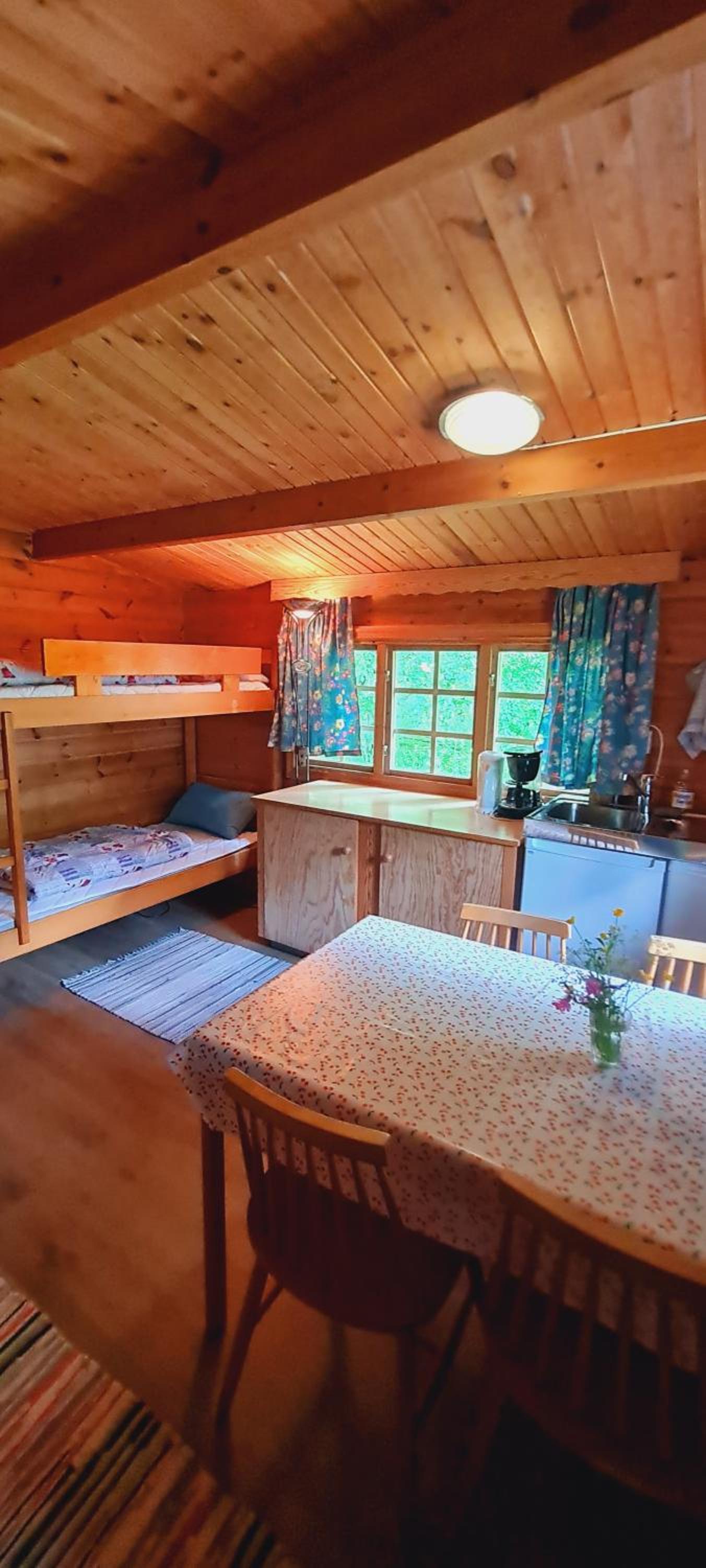 Chalet (4 Adults) - Photo 6