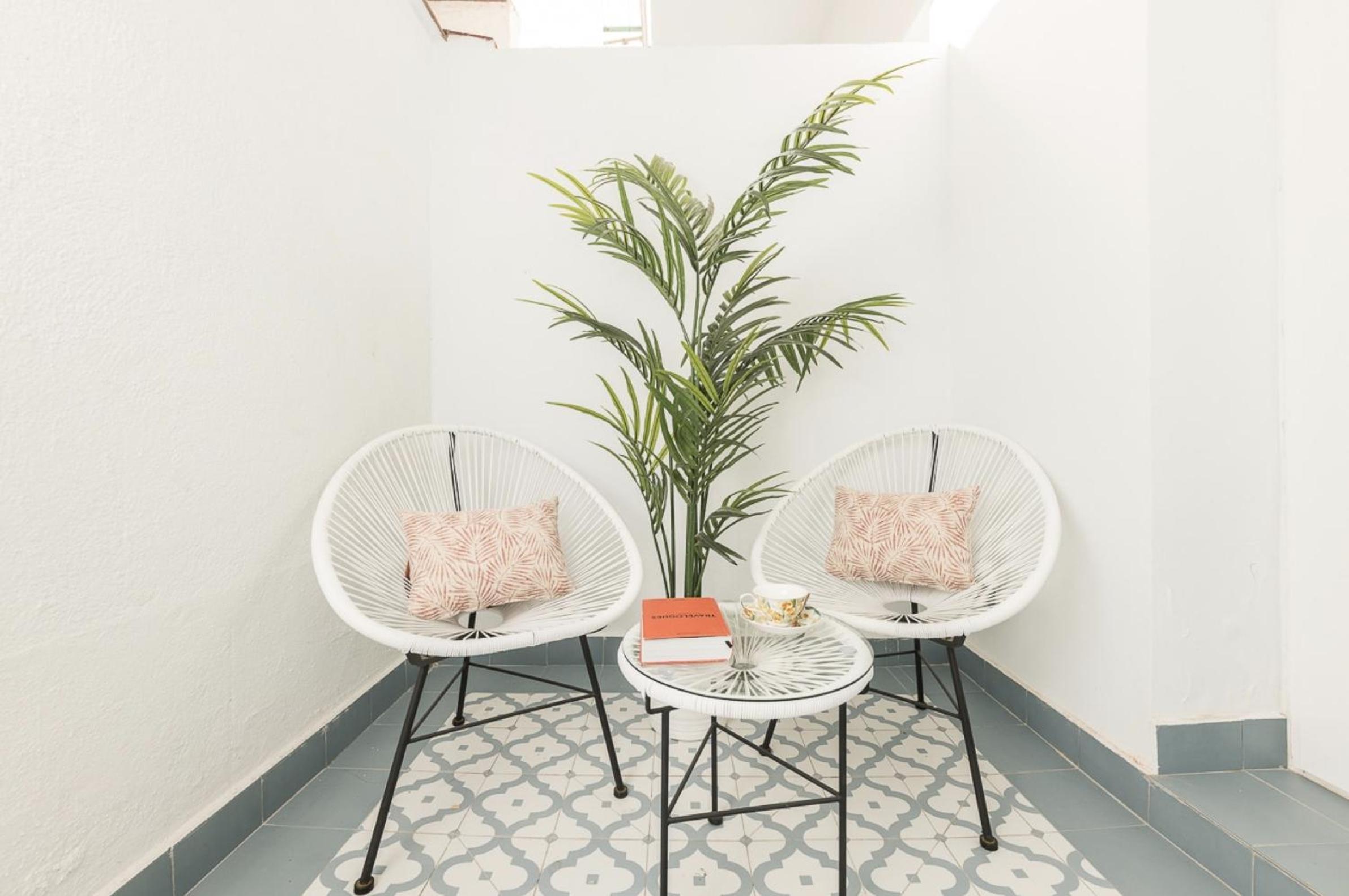 One-Bedroom Apartment with Terrace