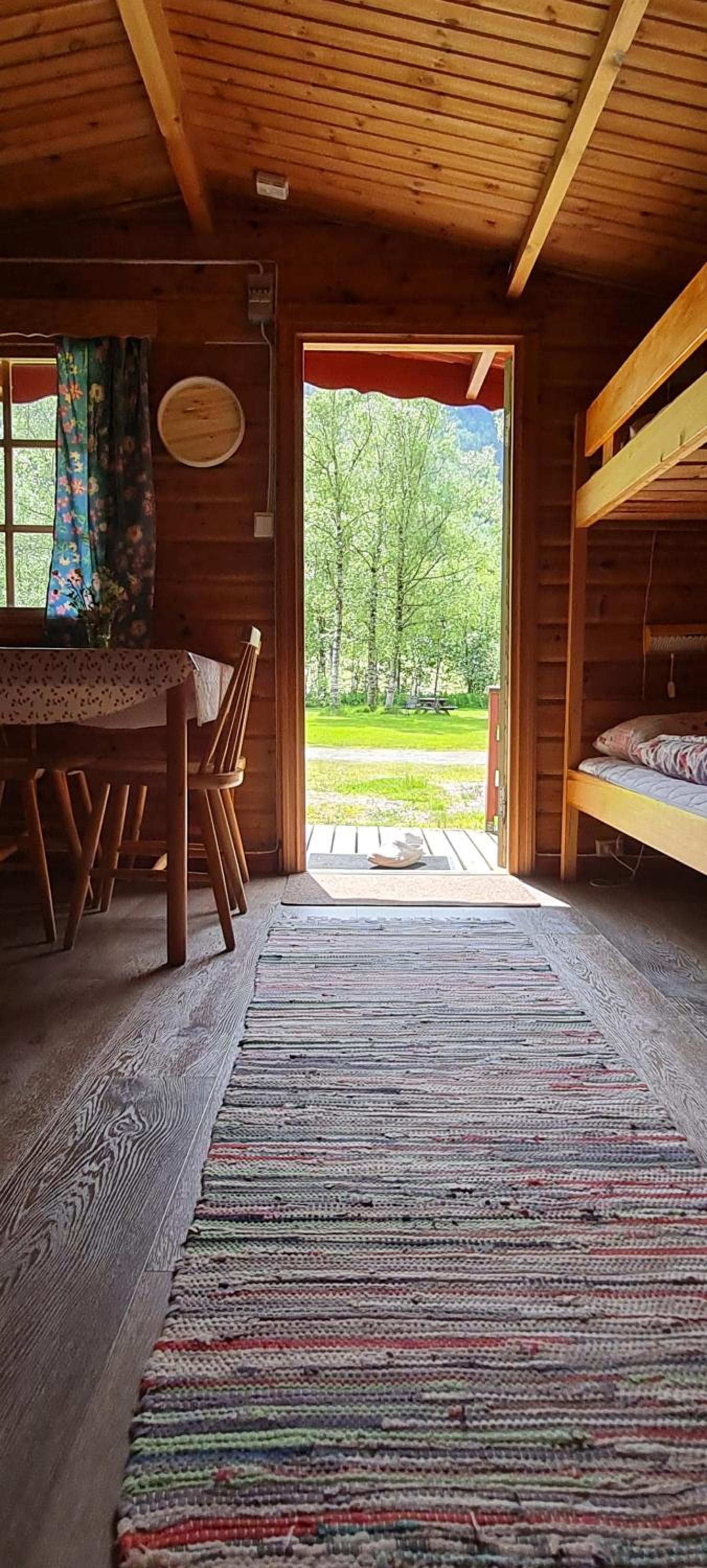 Chalet (4 Adults) - Photo 3