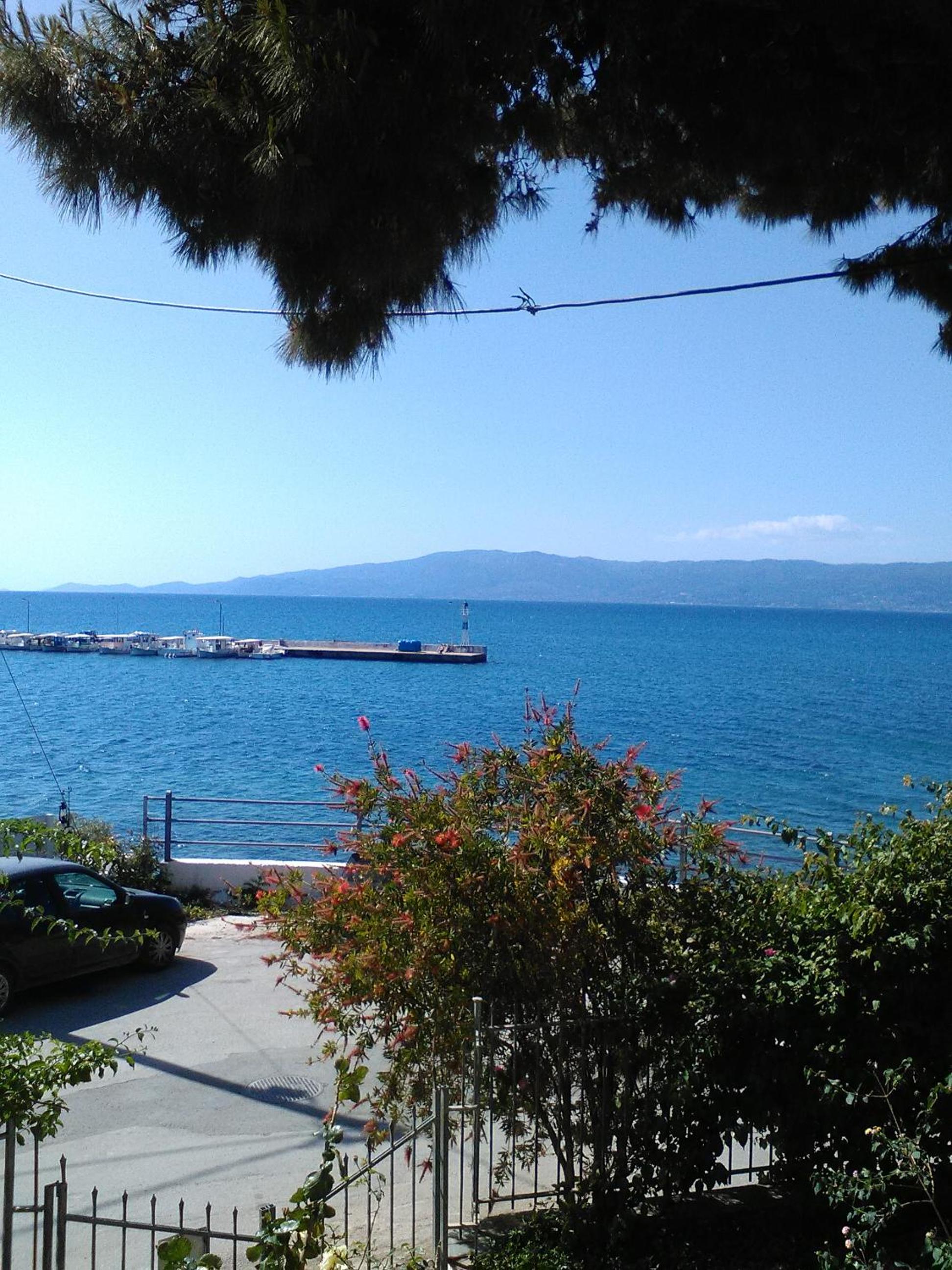 Studio with Sea View (3 Adults) photo 2