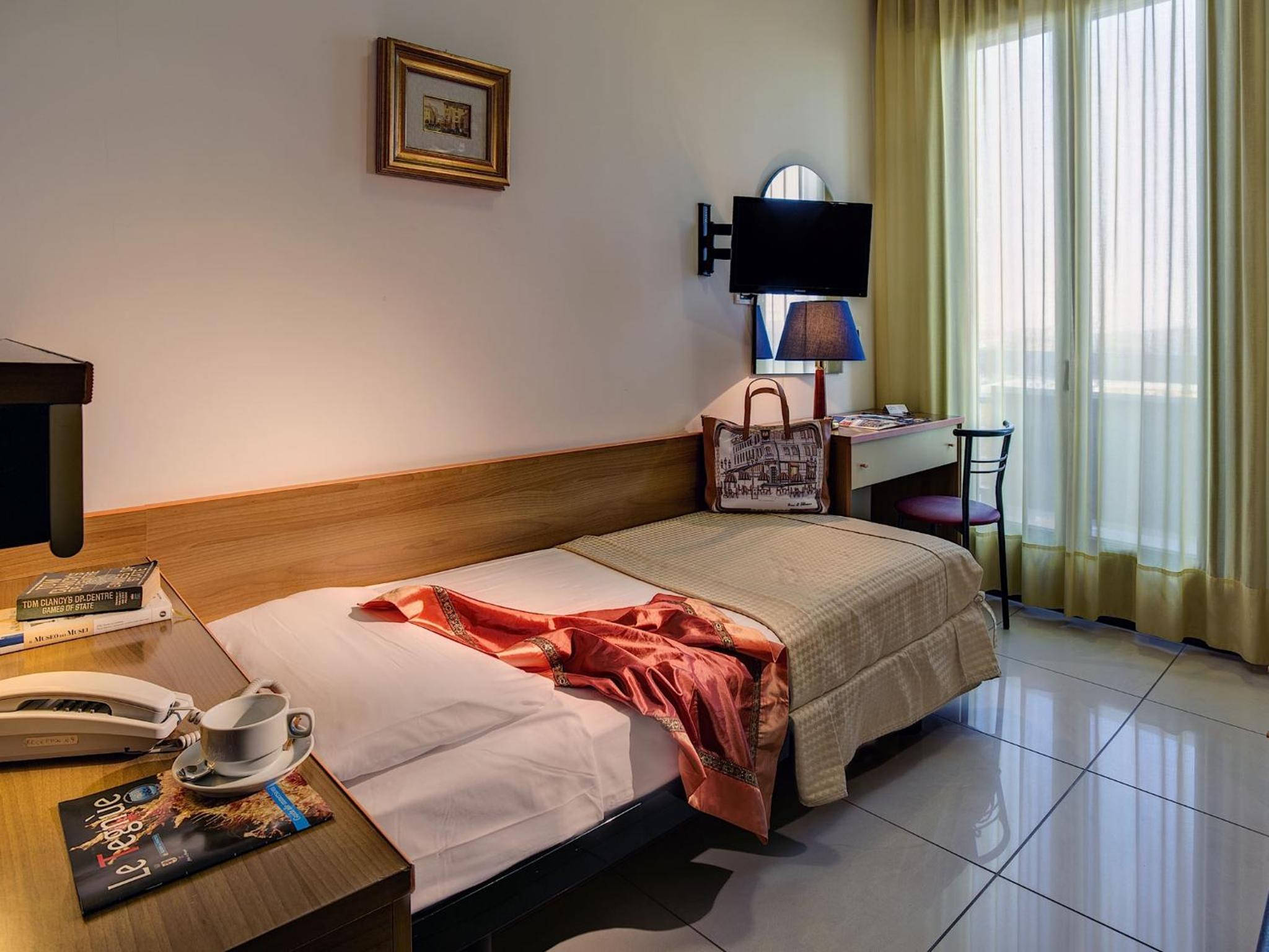 Single Room with Sea View photo 2