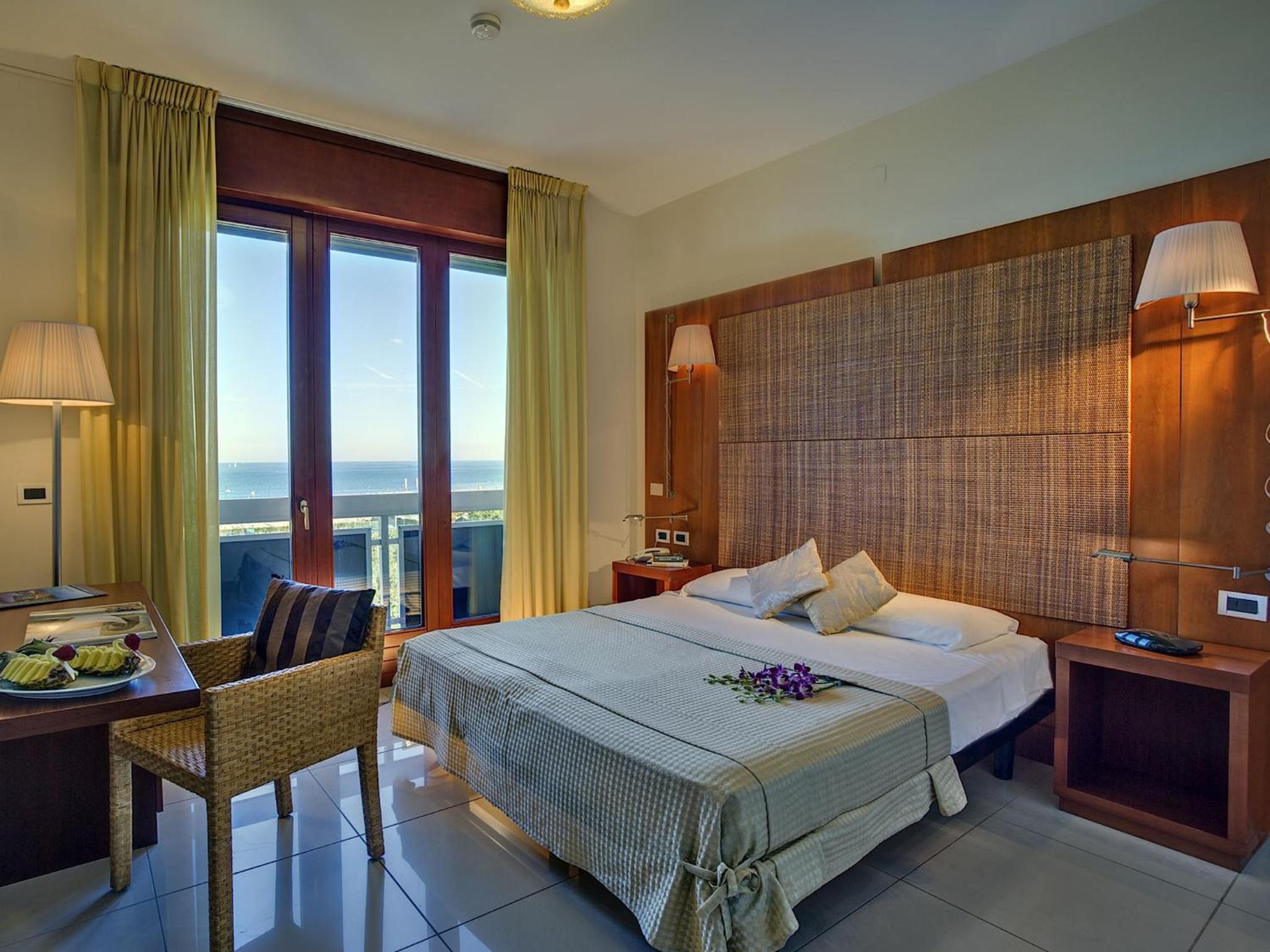 Double Room with Balcony and Sea View photo 1