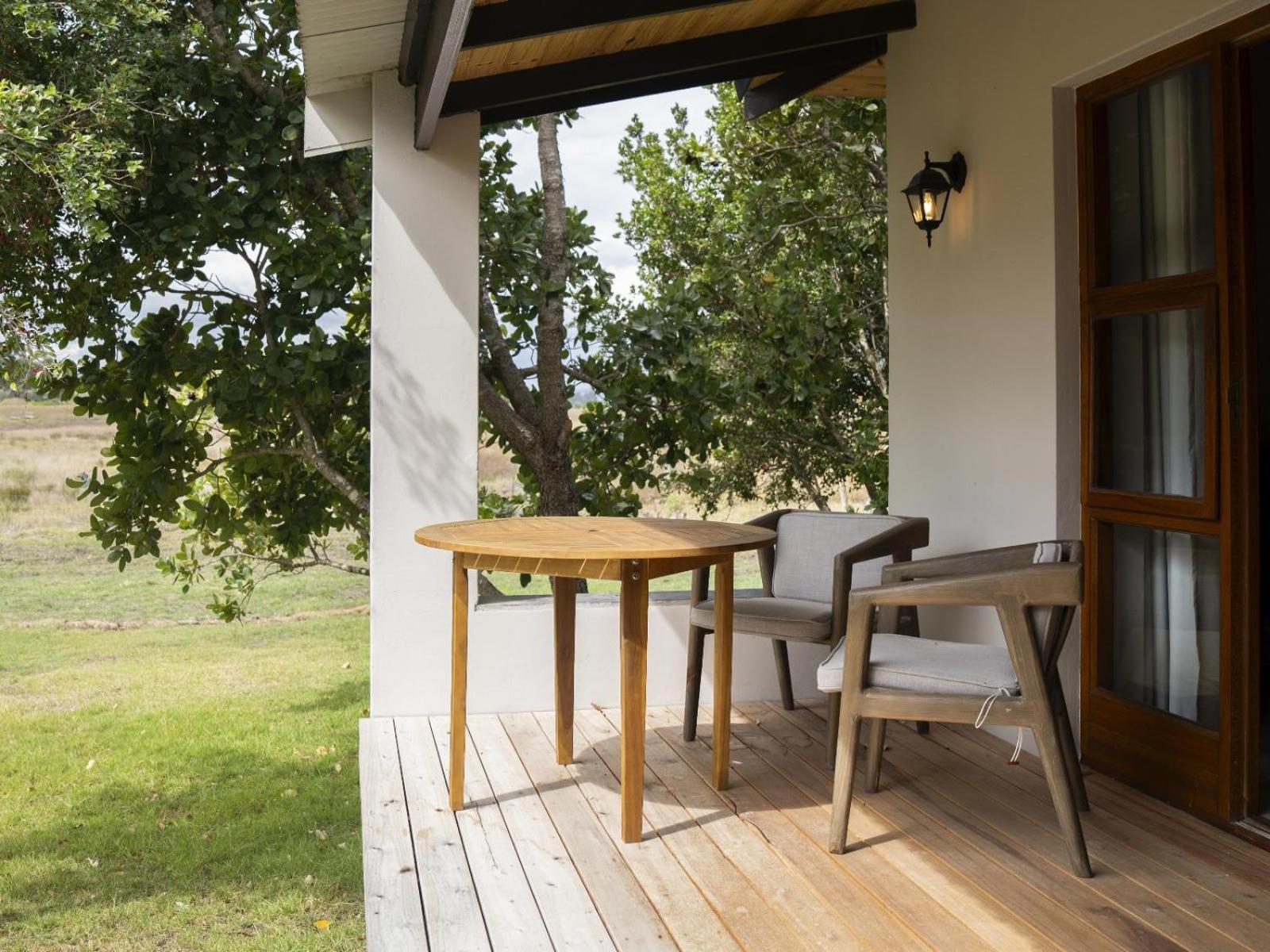 Family Room with Mountain View