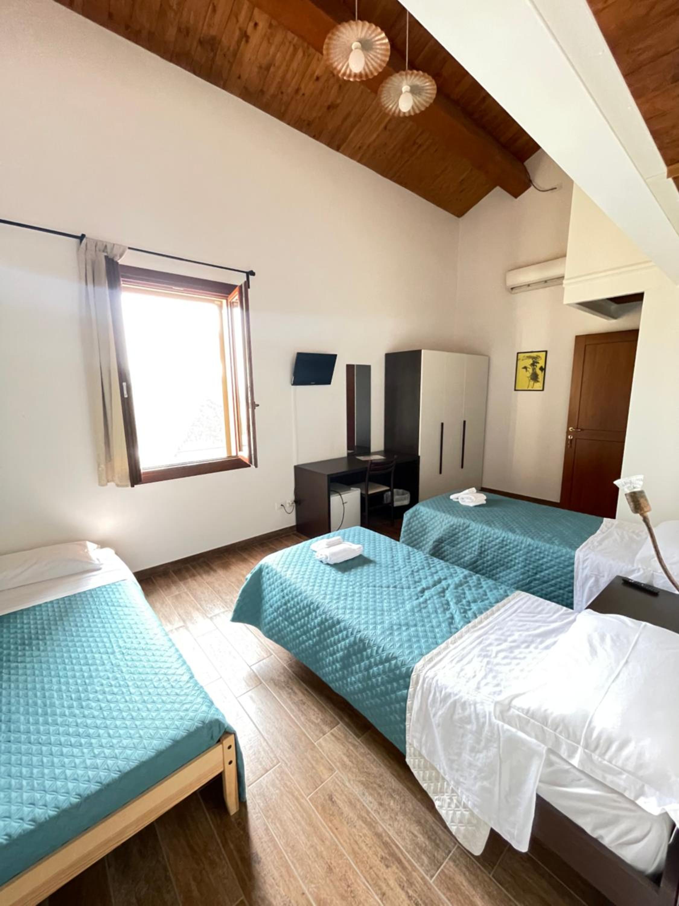 Classic Triple Room photo 1