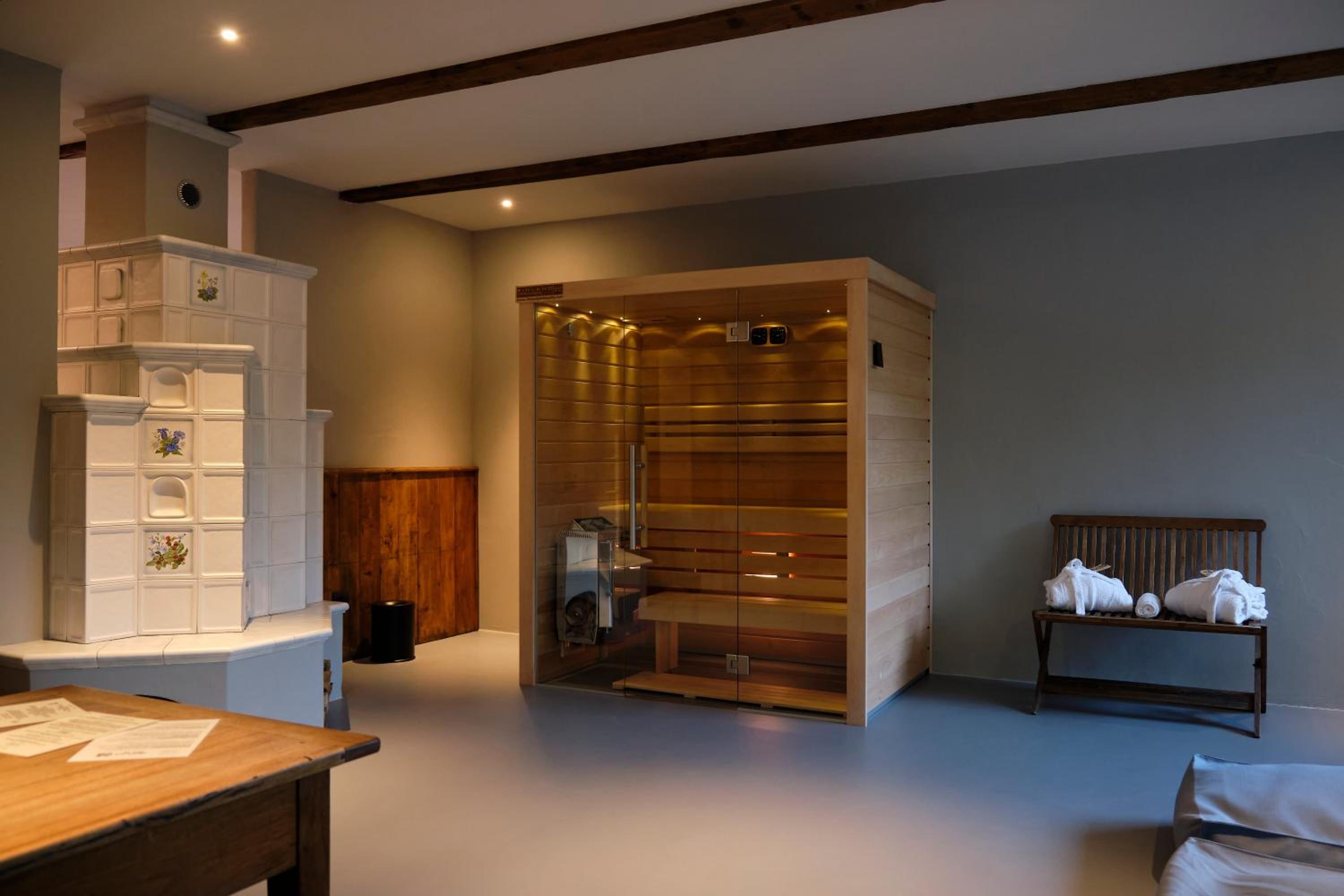 Executive Suite photo 2