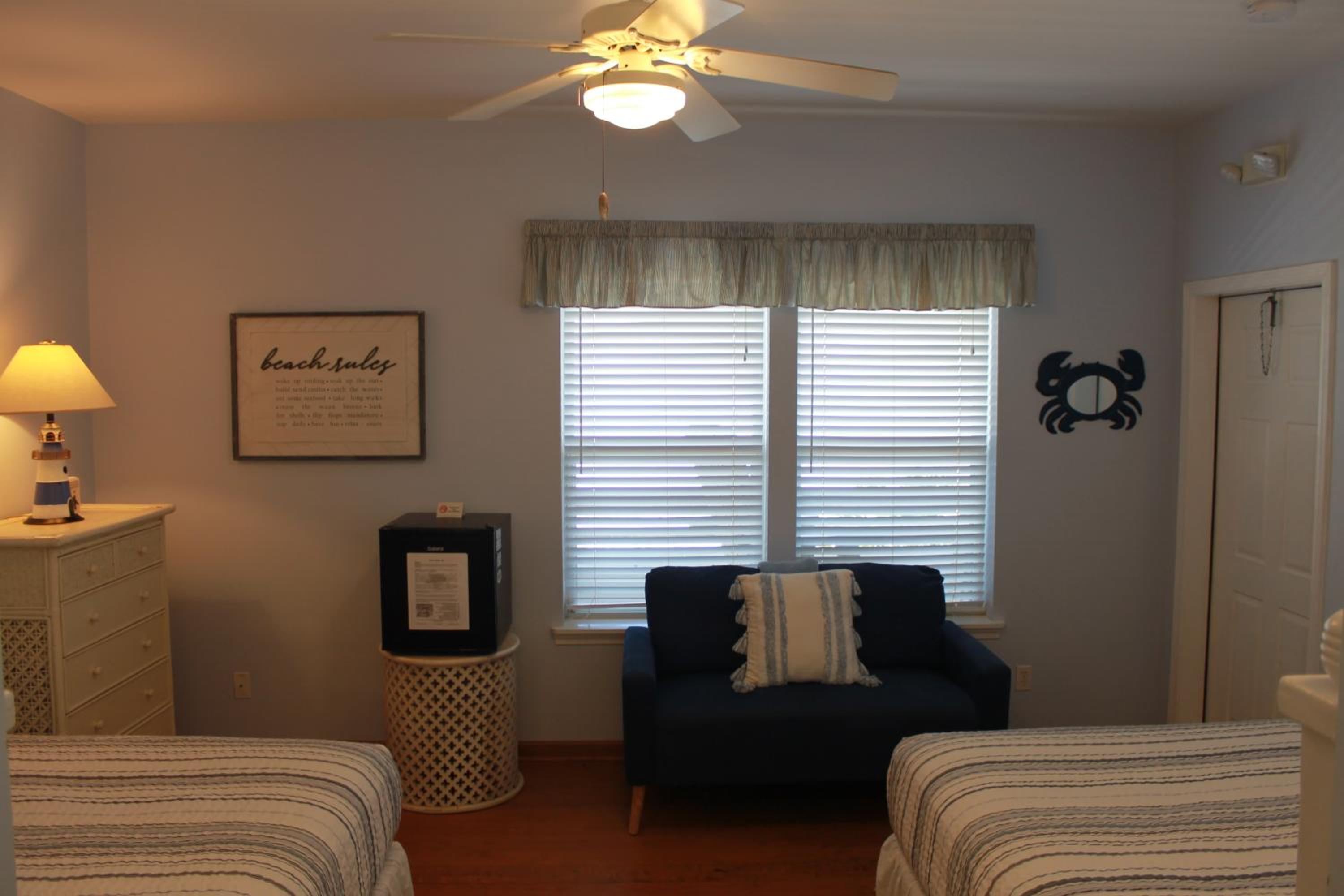 Queen Room with Sea View photo 2