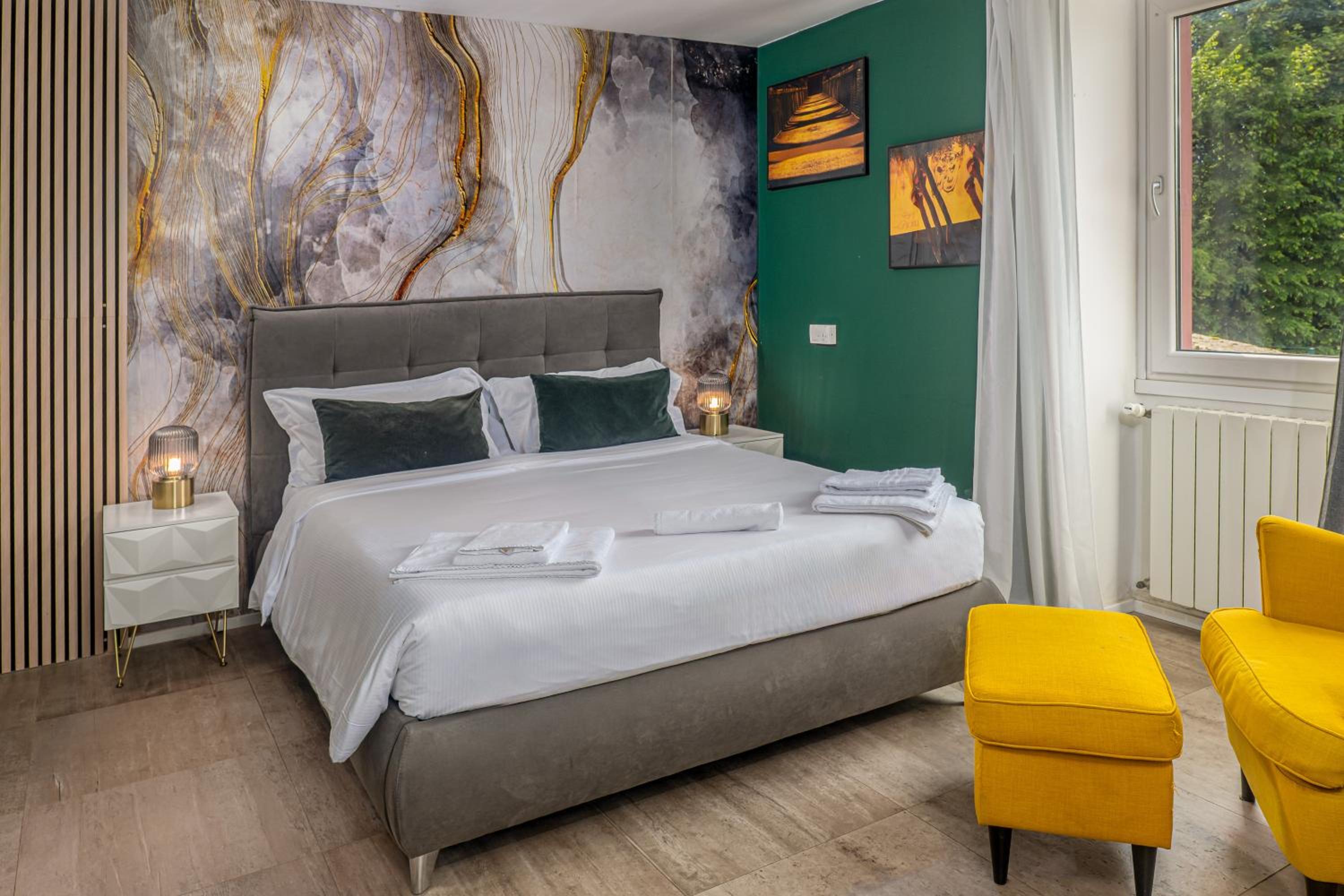 Superior Double Room with Lake View