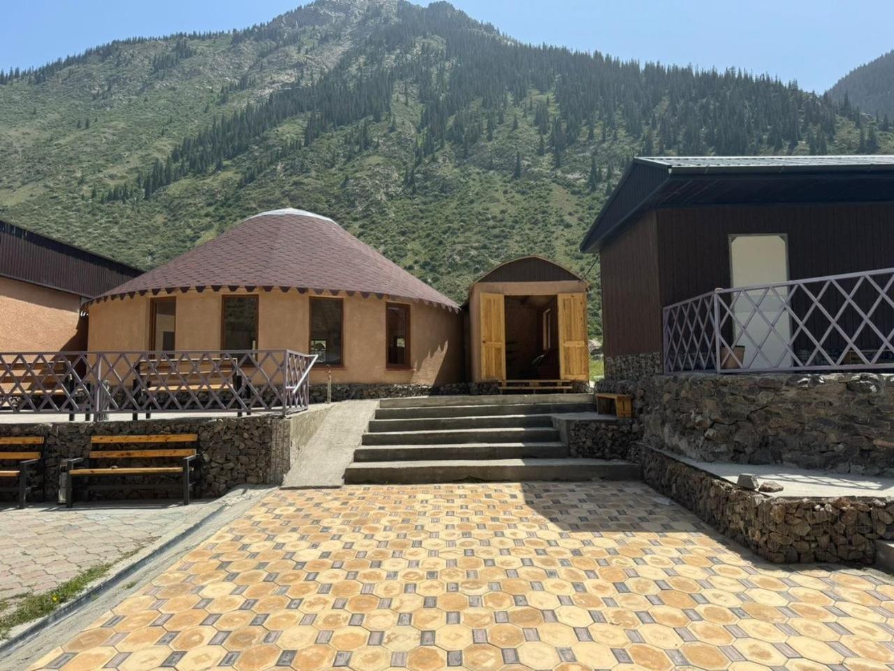 Twin Room with Mountain View photo 1