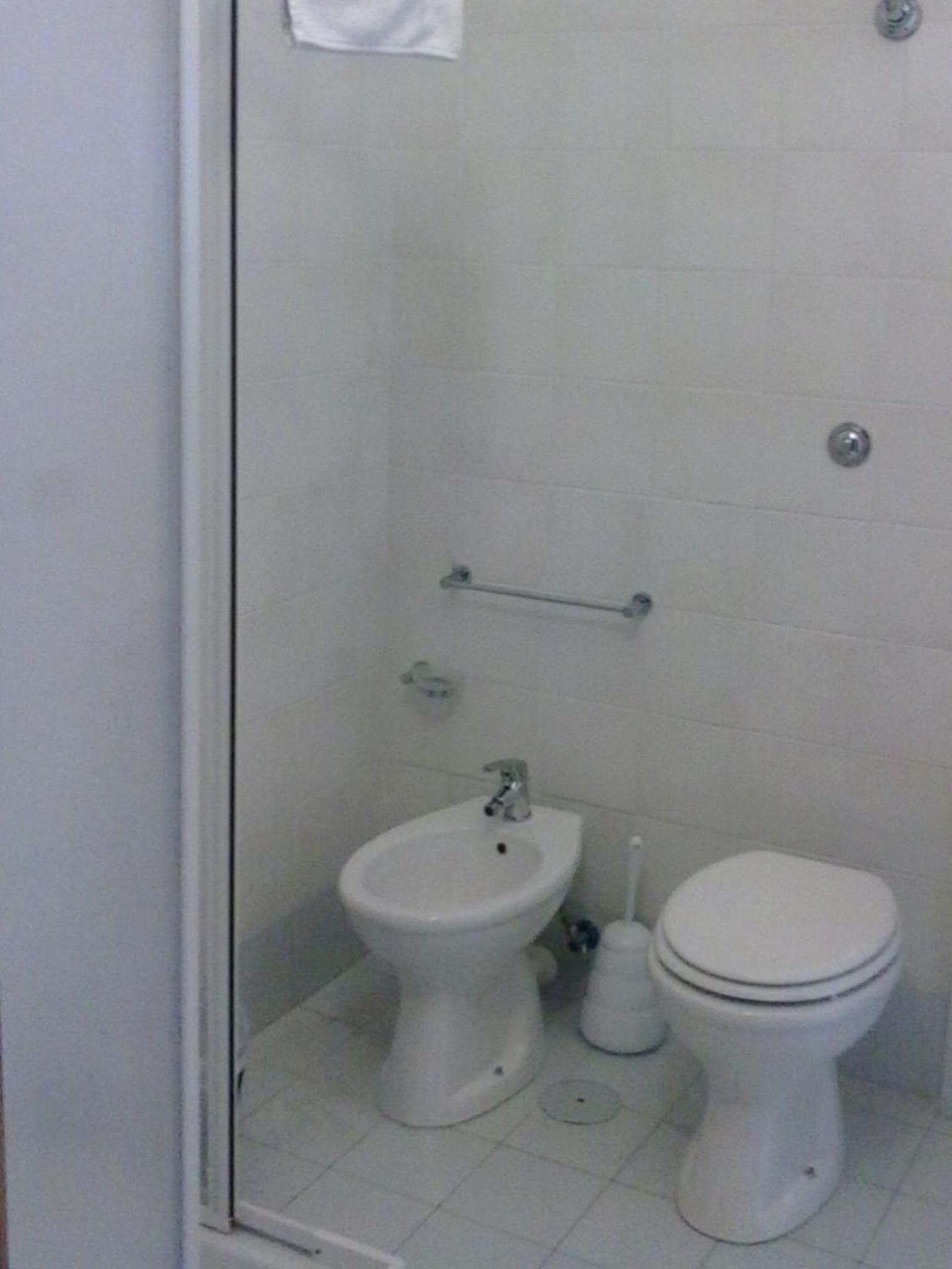Standard Triple Room - Photo 4