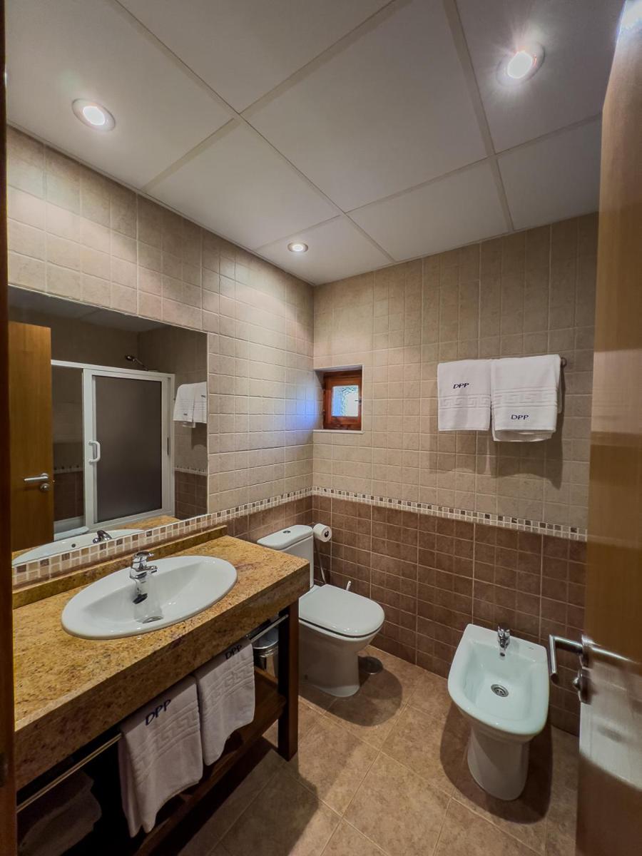 Triple Room with Lake View - Photo 3
