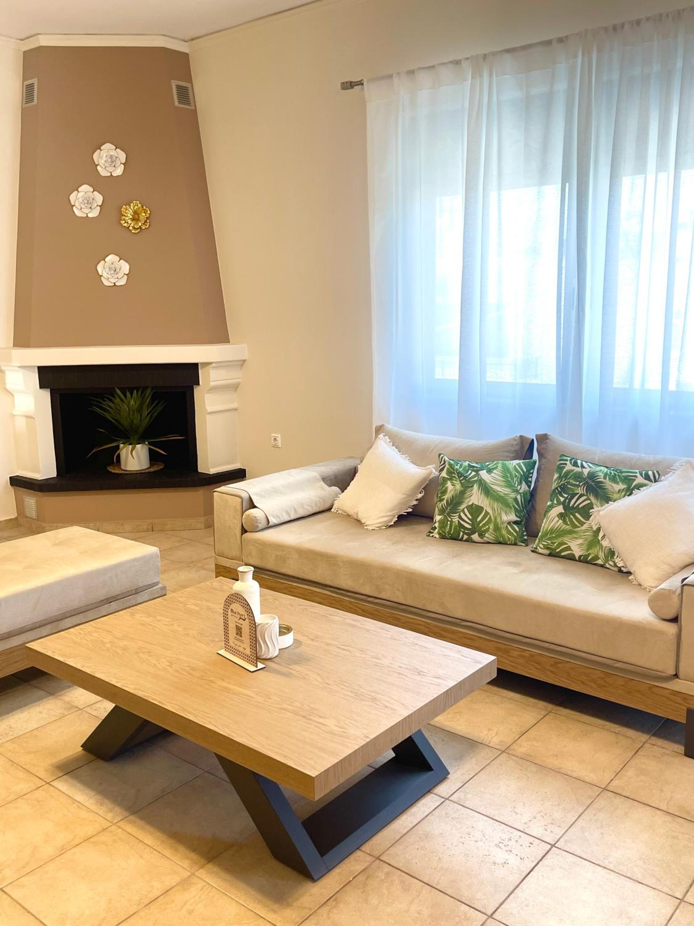 Two-Bedroom Apartment with Balcony photo 1