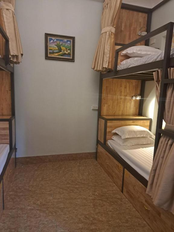 Bed in 8-Bed Mixed Dormitory Room