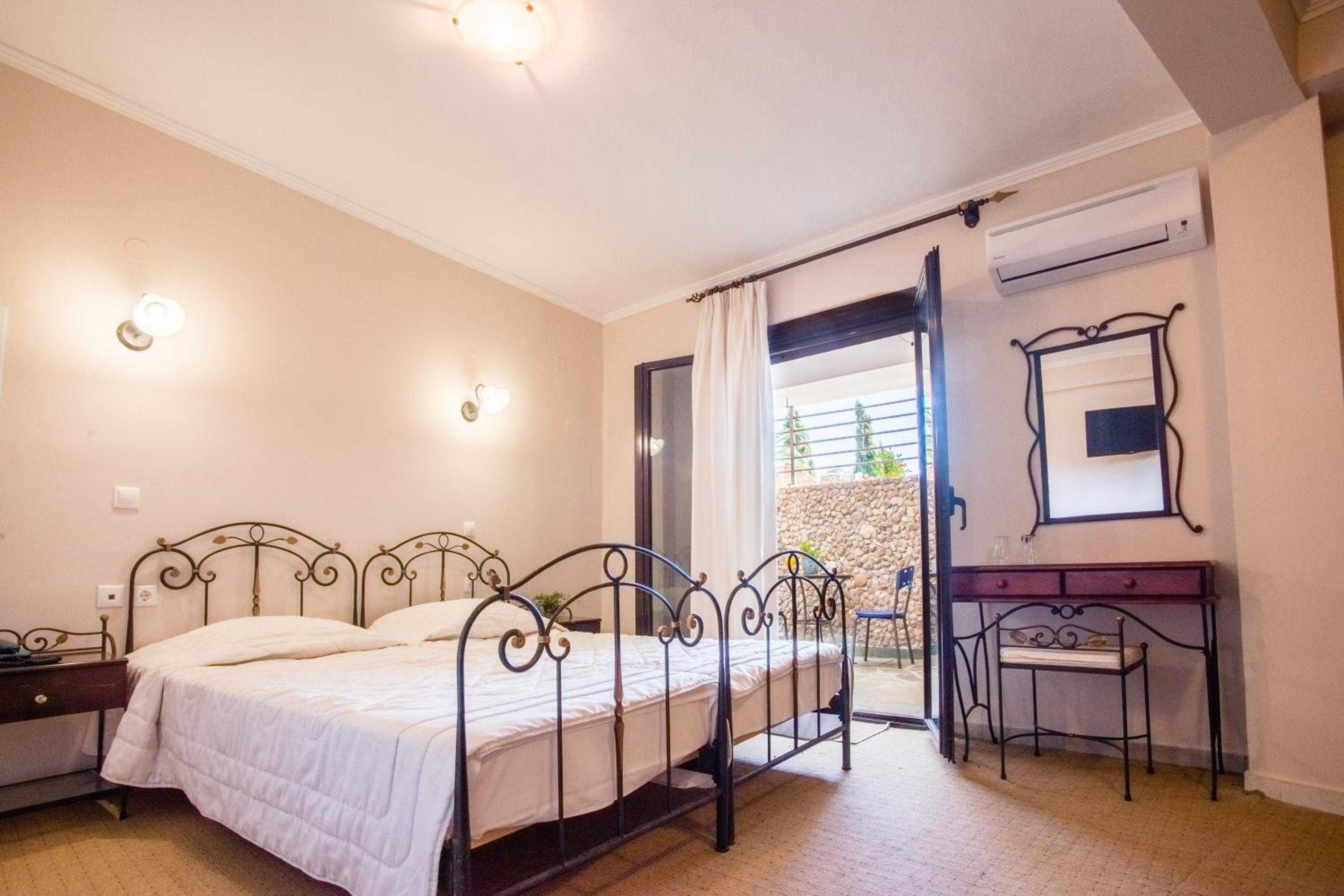 Nepheli Hotel, Foto 7